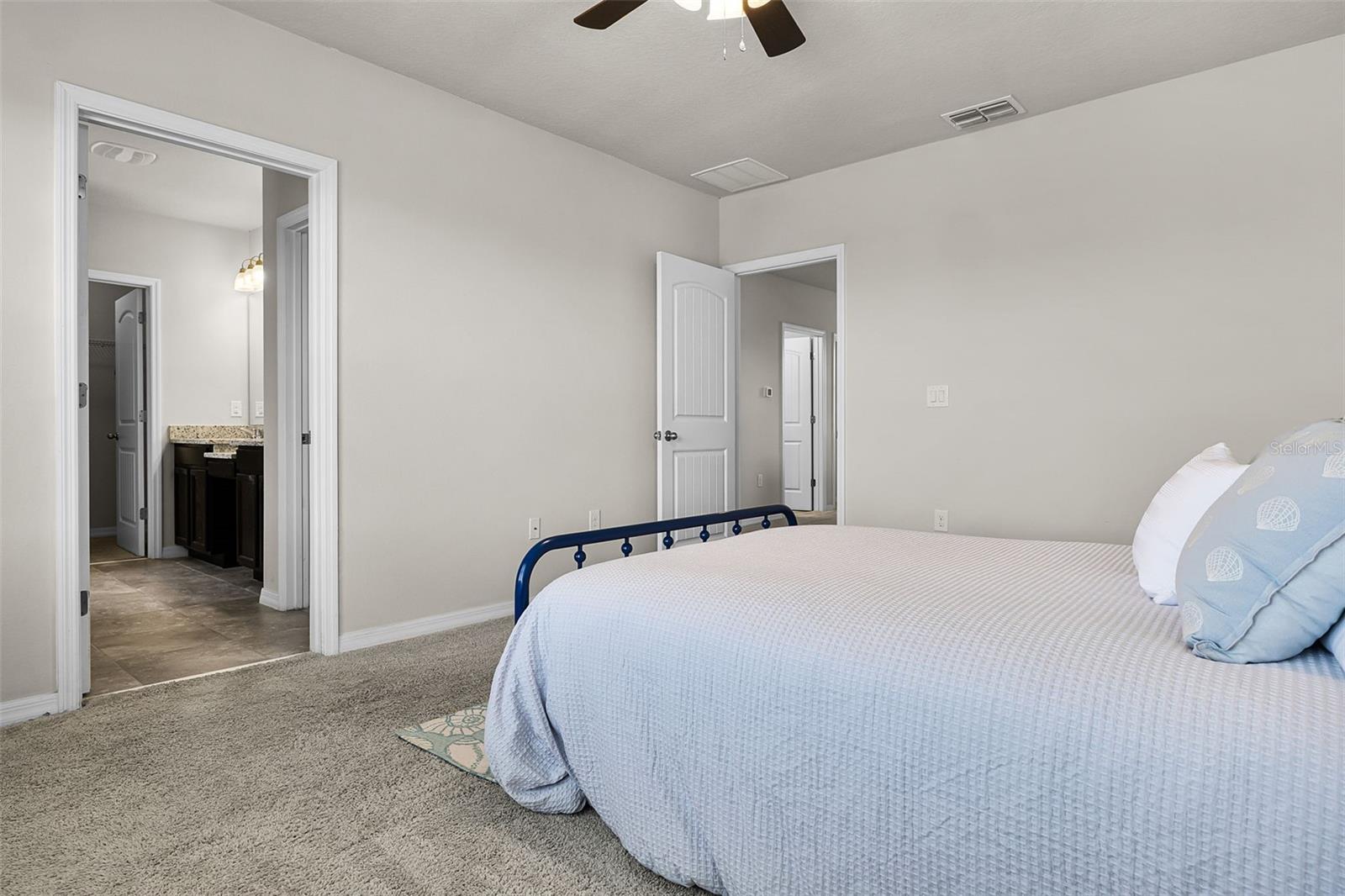 Image 19 of 51 For 10643 Atwater Bay Drive