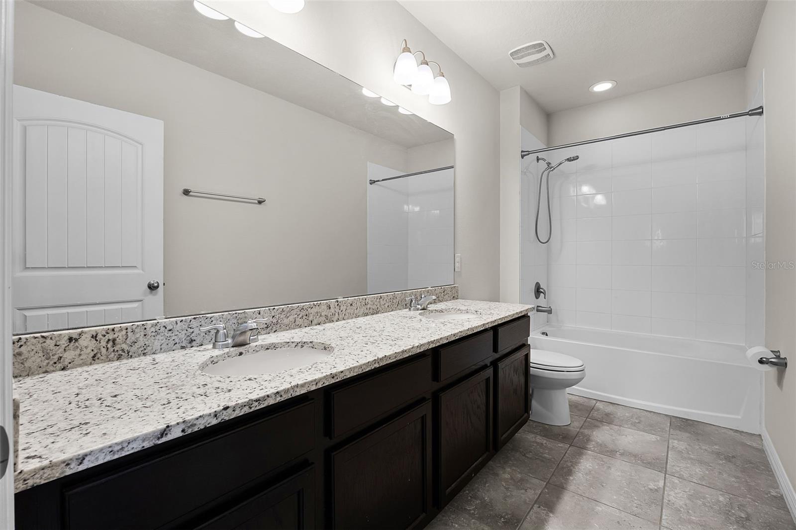 Image 24 of 51 For 10643 Atwater Bay Drive
