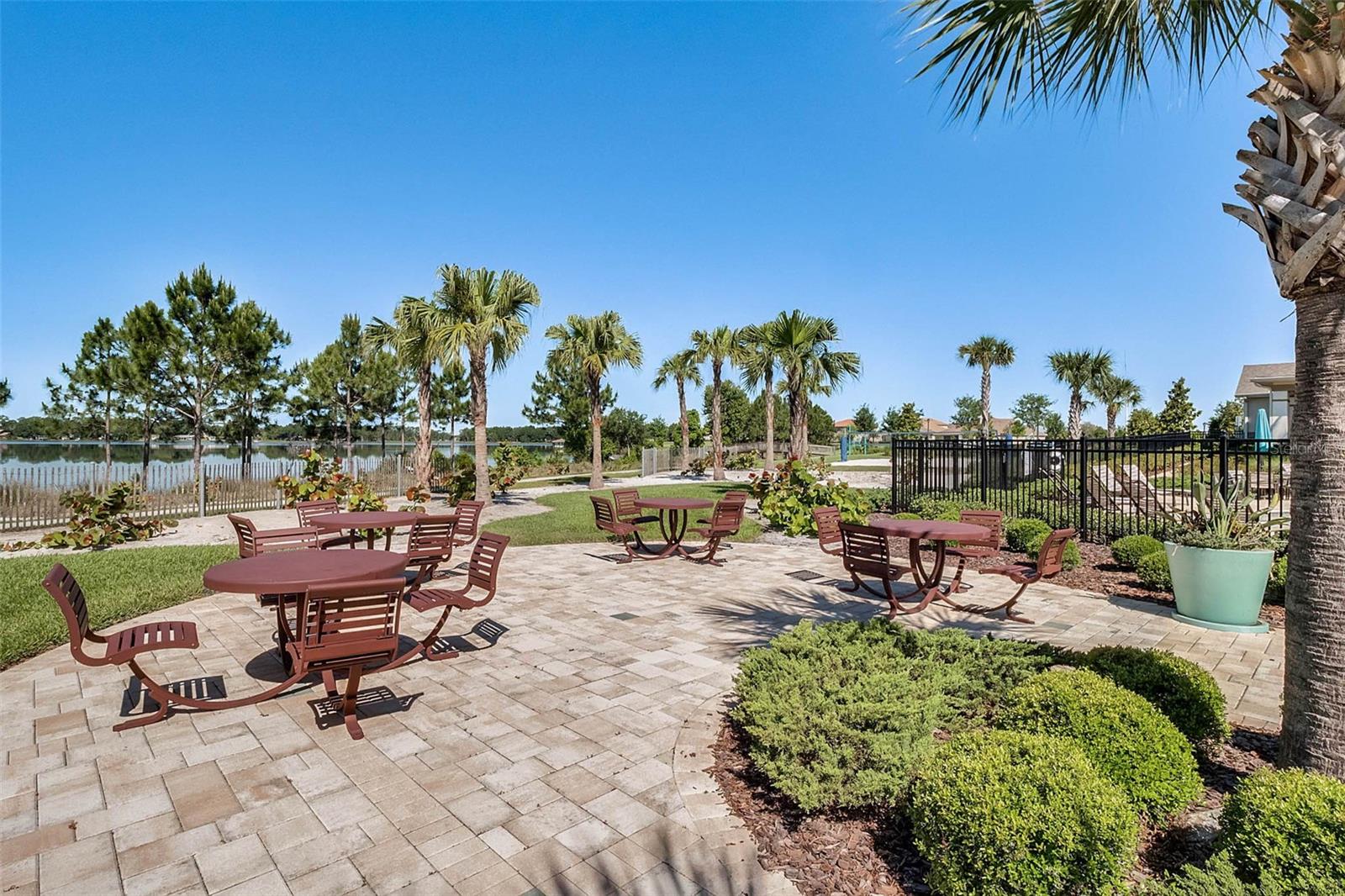 Image 48 of 51 For 10643 Atwater Bay Drive