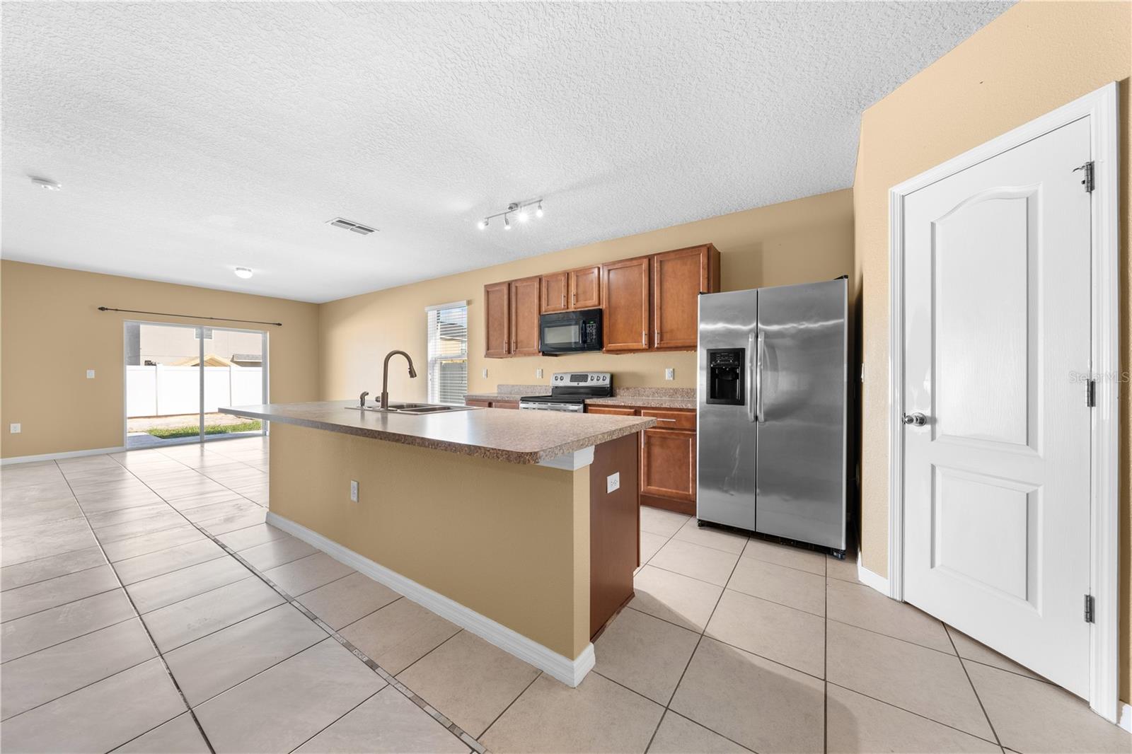 Image 22 of 51 For 1073 Brenton Manor Drive