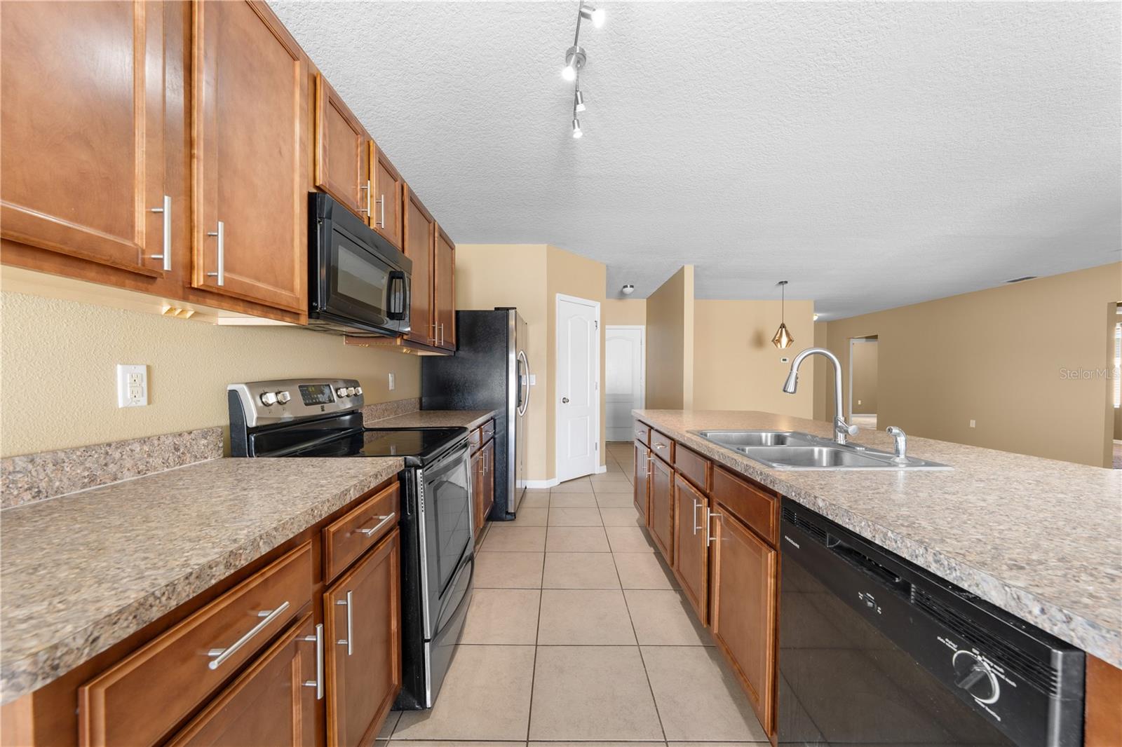 Image 24 of 51 For 1073 Brenton Manor Drive