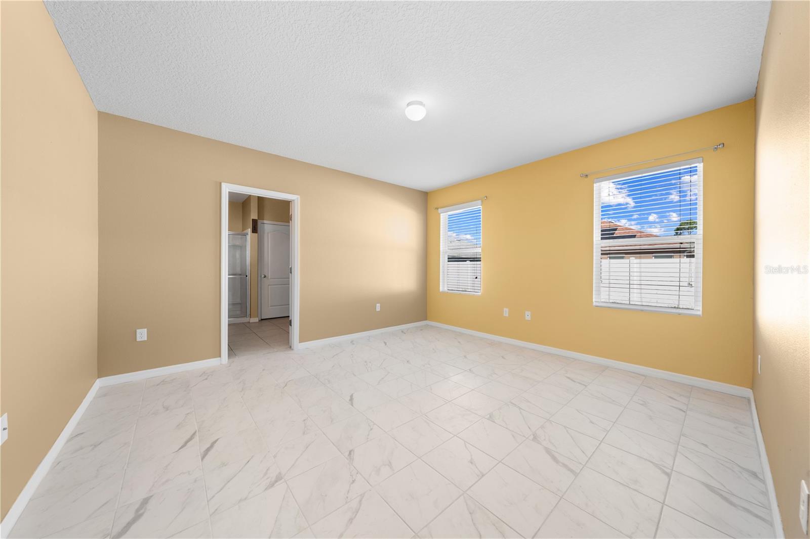 Image 36 of 51 For 1073 Brenton Manor Drive