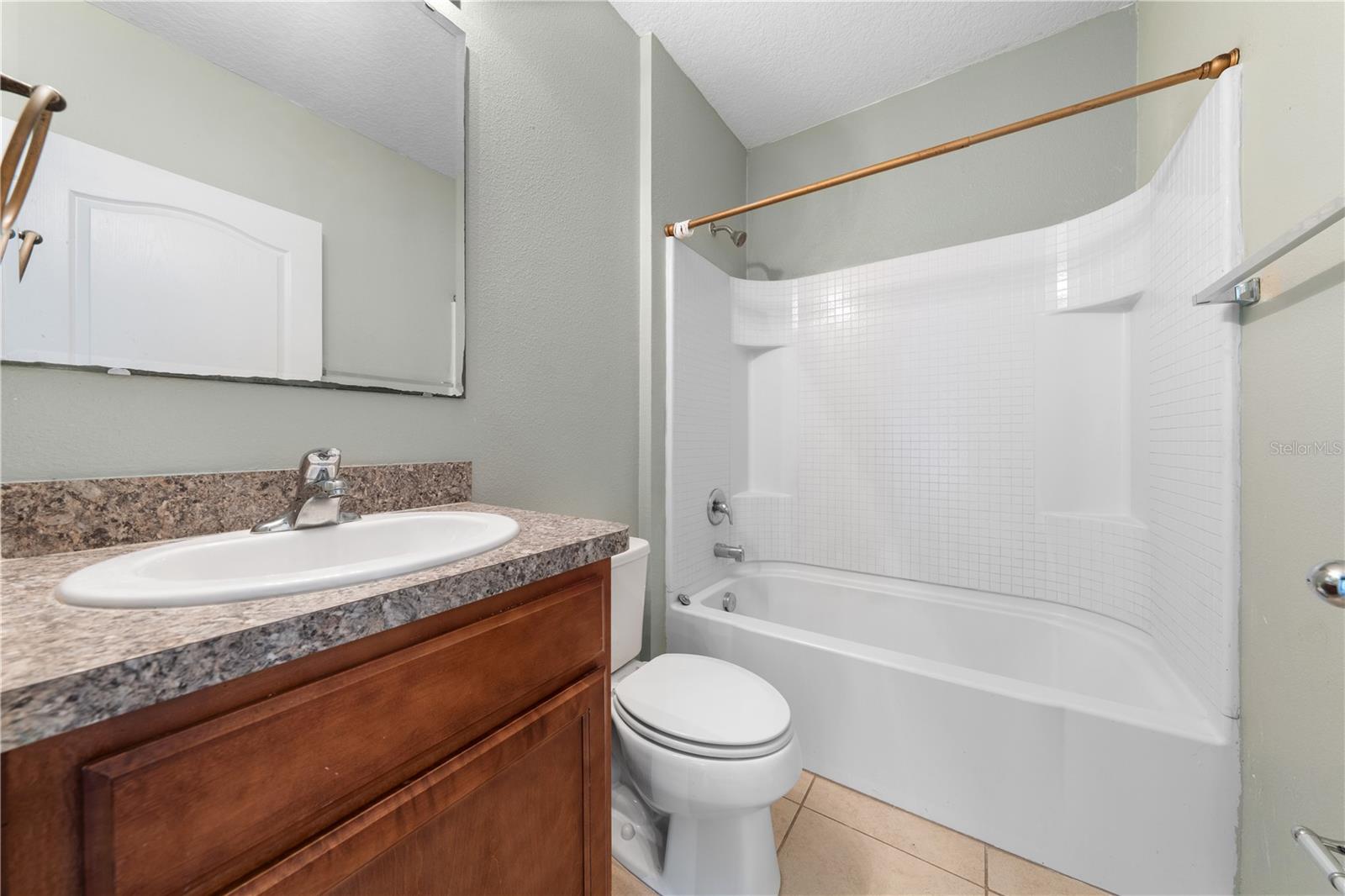 Image 39 of 51 For 1073 Brenton Manor Drive