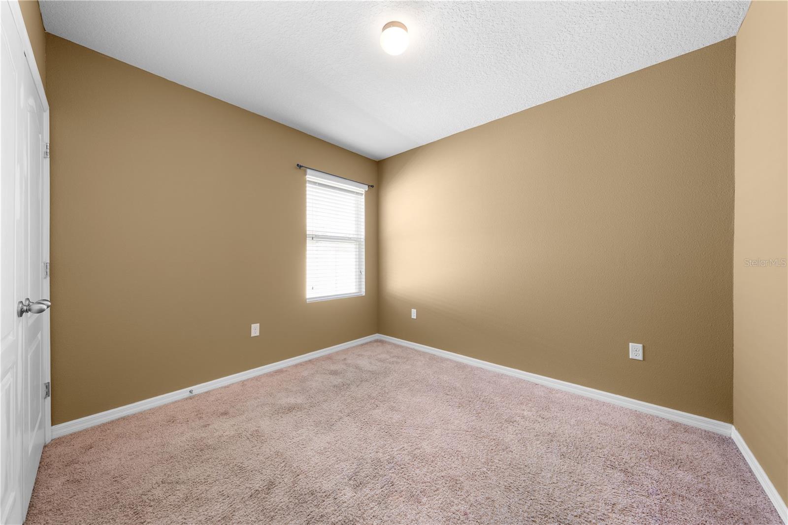 Image 40 of 51 For 1073 Brenton Manor Drive