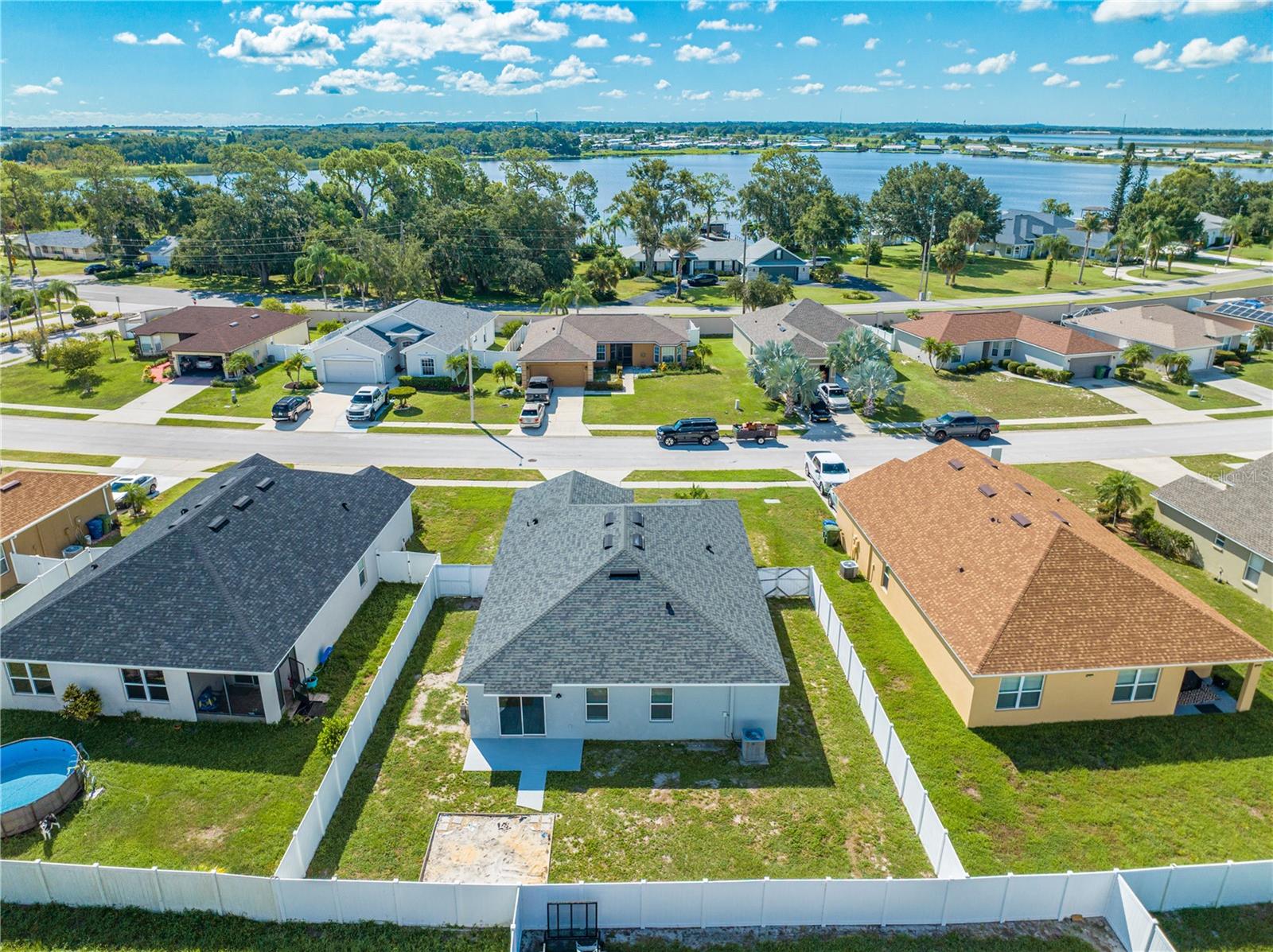 Image 43 of 51 For 1073 Brenton Manor Drive