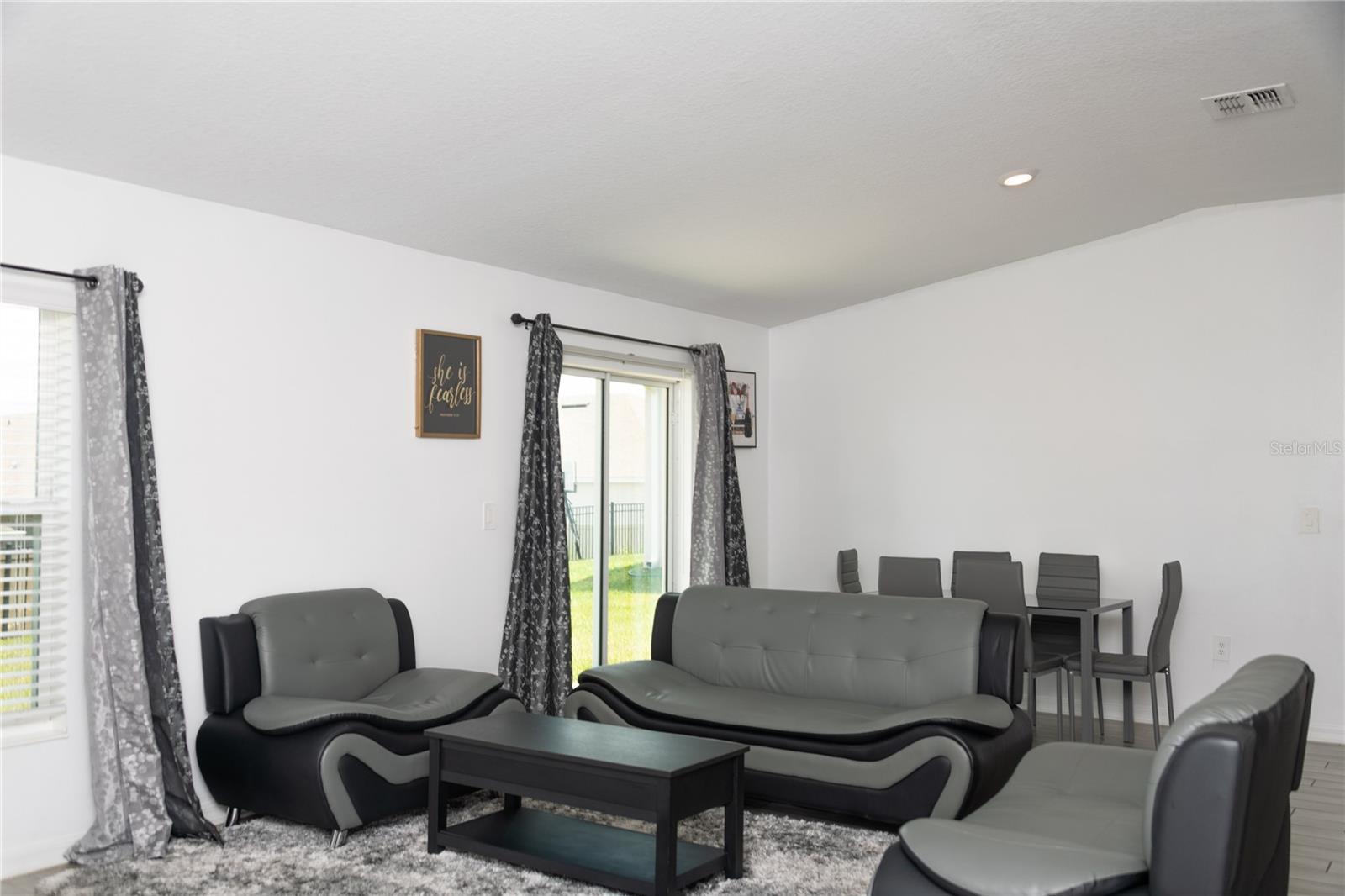 Image 11 of 45 For 707 Staffora Street