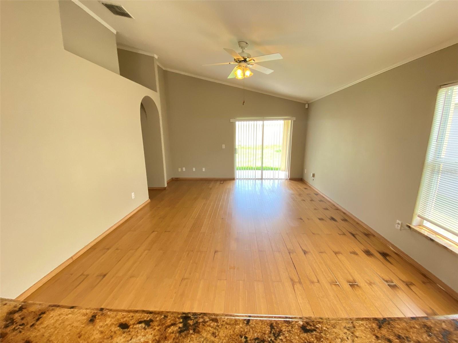 Image 10 of 35 For 3310 Crystal Creek Boulevard