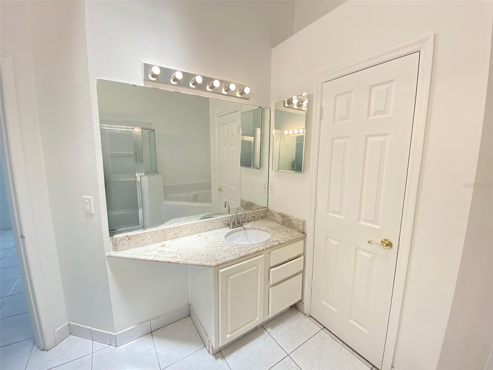 Image 14 of 35 For 3310 Crystal Creek Boulevard