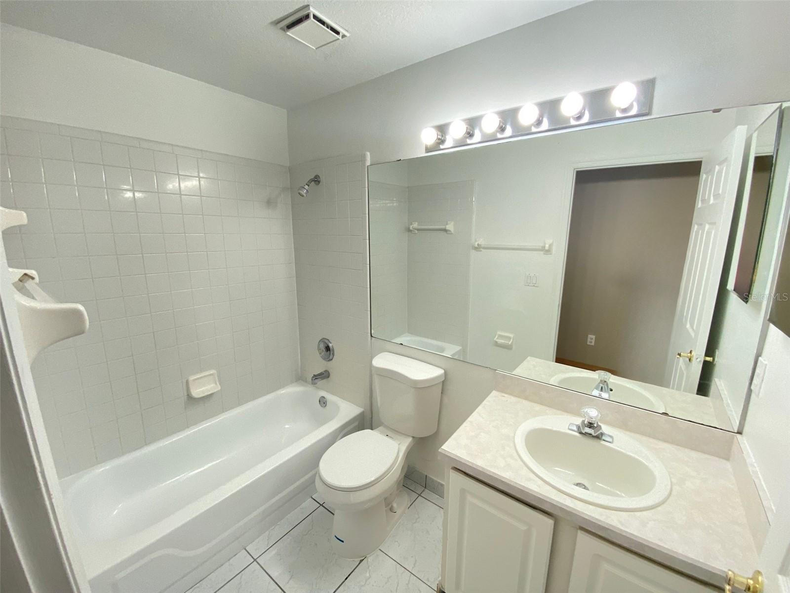 Image 15 of 35 For 3310 Crystal Creek Boulevard