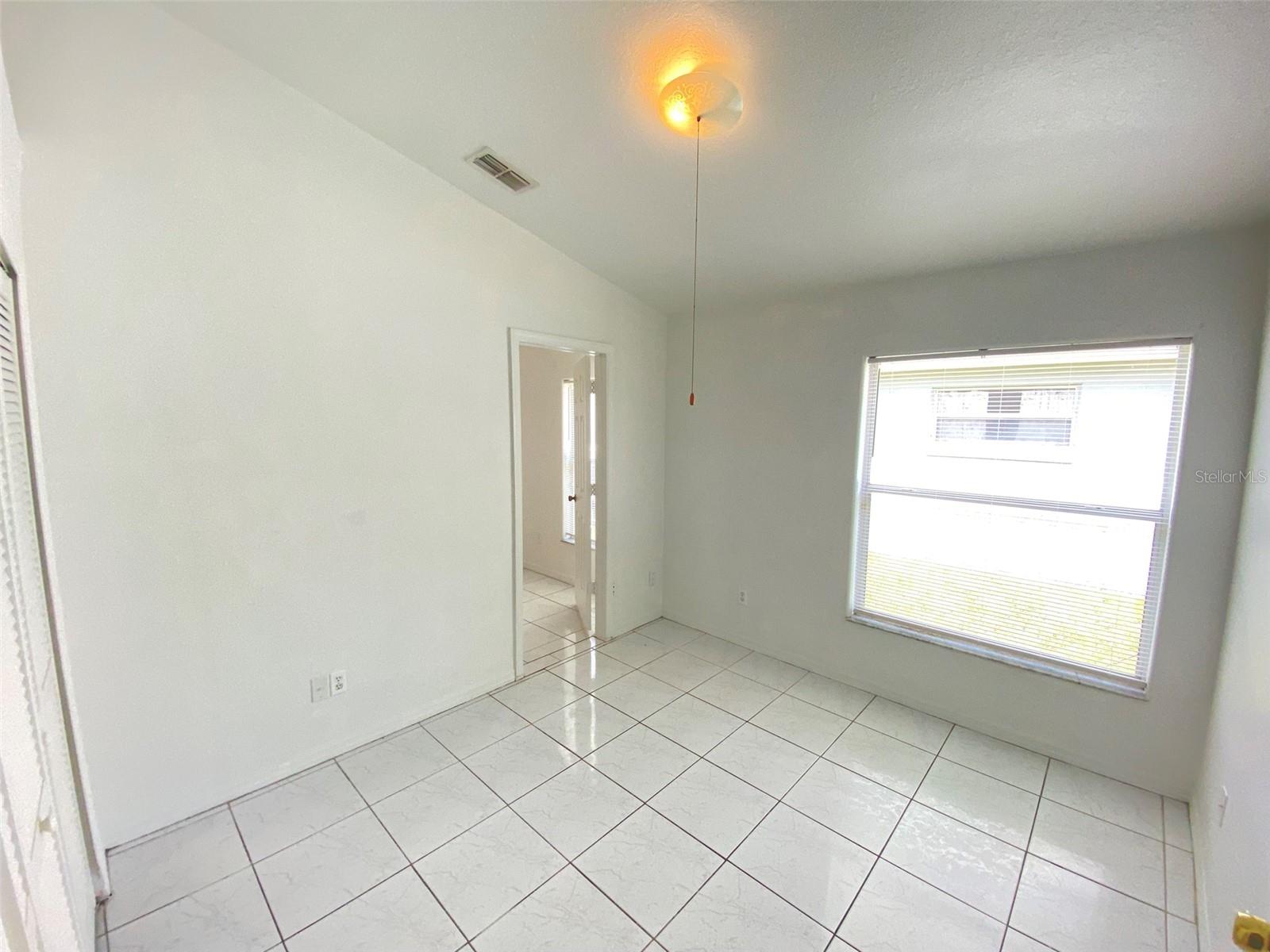 Image 25 of 35 For 3310 Crystal Creek Boulevard