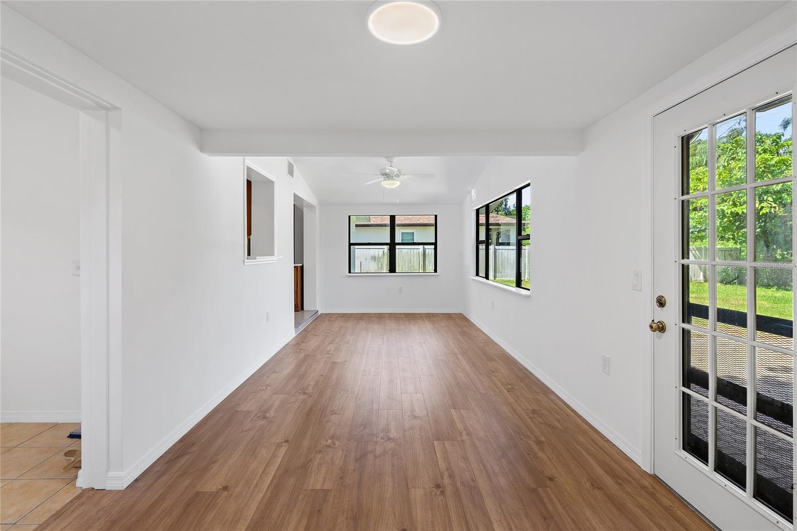 Image 7 of 16 For 633 Balfour Drive