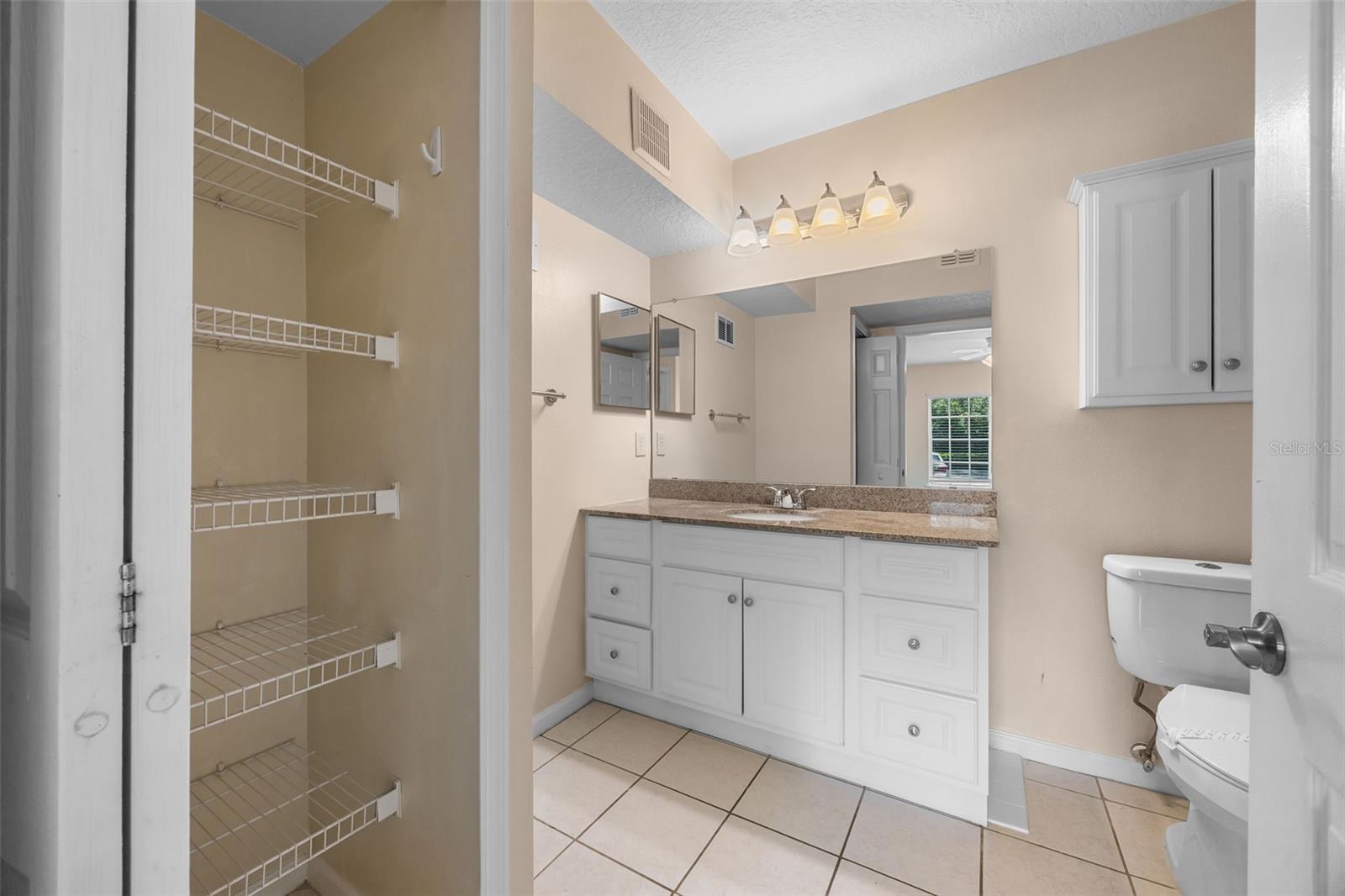 Image 23 of 34 For 12512 Crest Springs Lane 1113