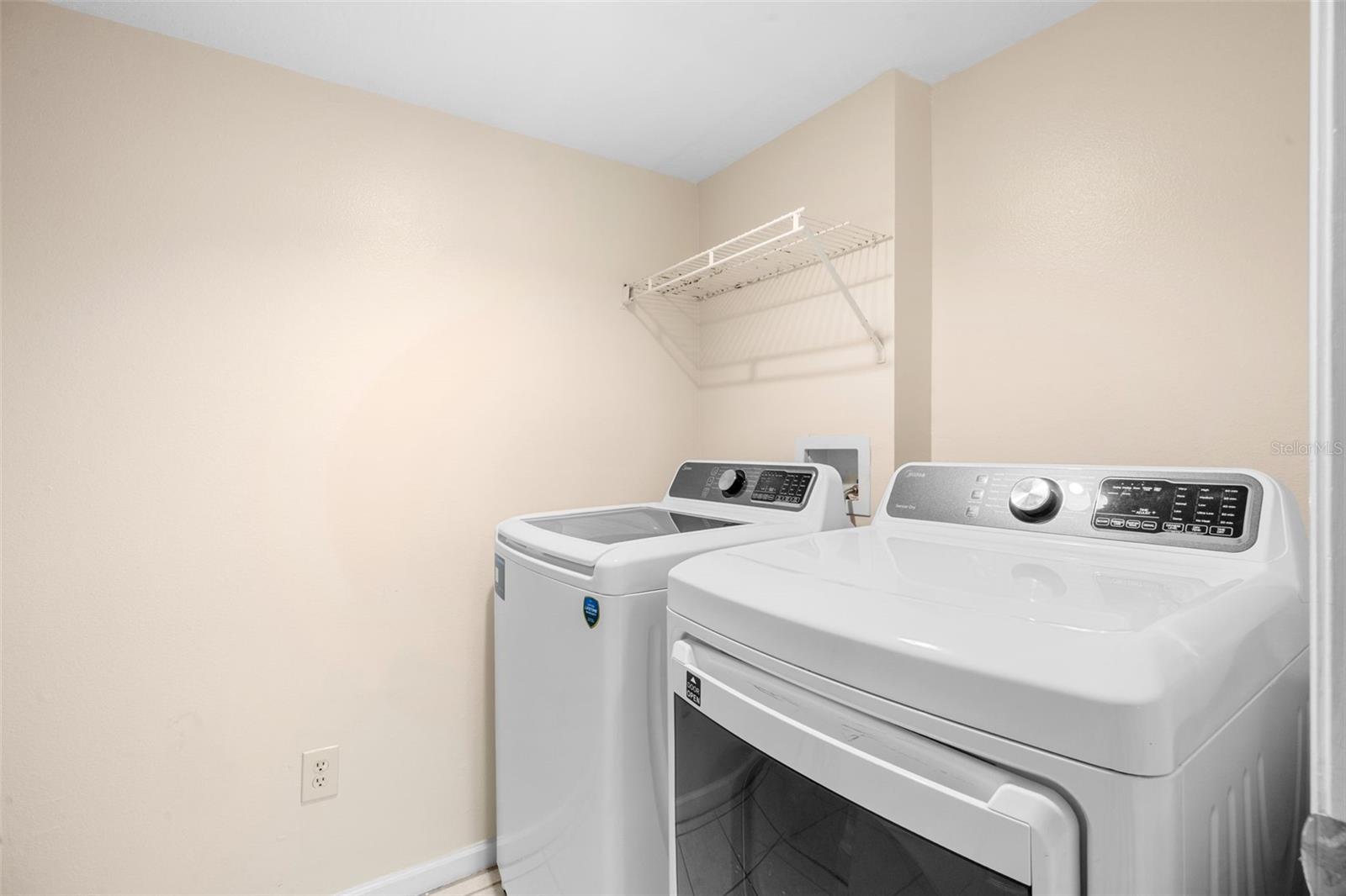 Image 24 of 34 For 12512 Crest Springs Lane 1113