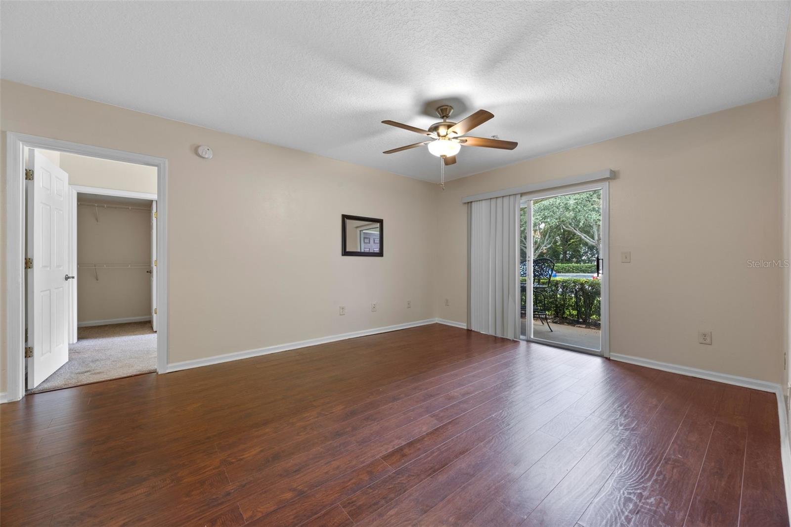 Image 4 of 34 For 12512 Crest Springs Lane 1113