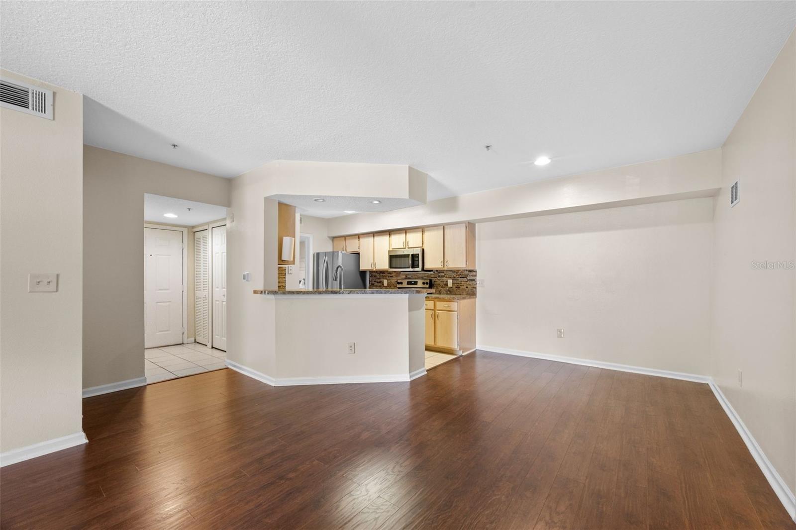 Image 5 of 34 For 12512 Crest Springs Lane 1113