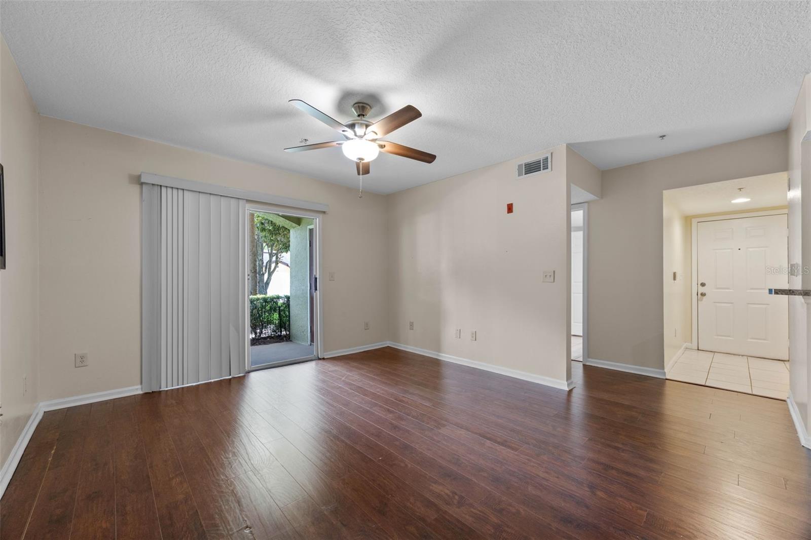 Image 6 of 34 For 12512 Crest Springs Lane 1113