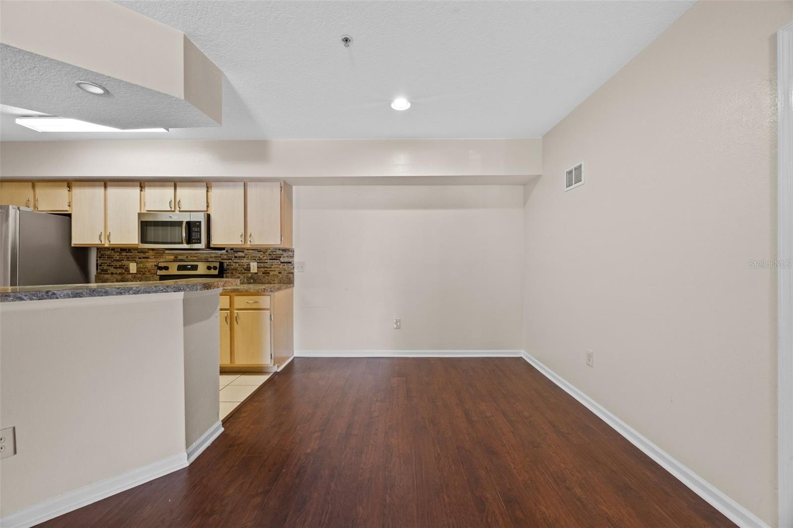 Image 8 of 34 For 12512 Crest Springs Lane 1113