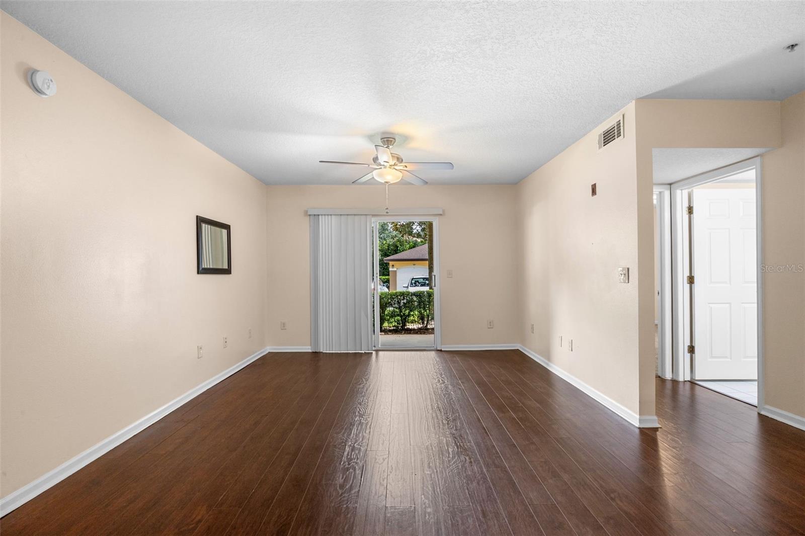 Image 9 of 34 For 12512 Crest Springs Lane 1113