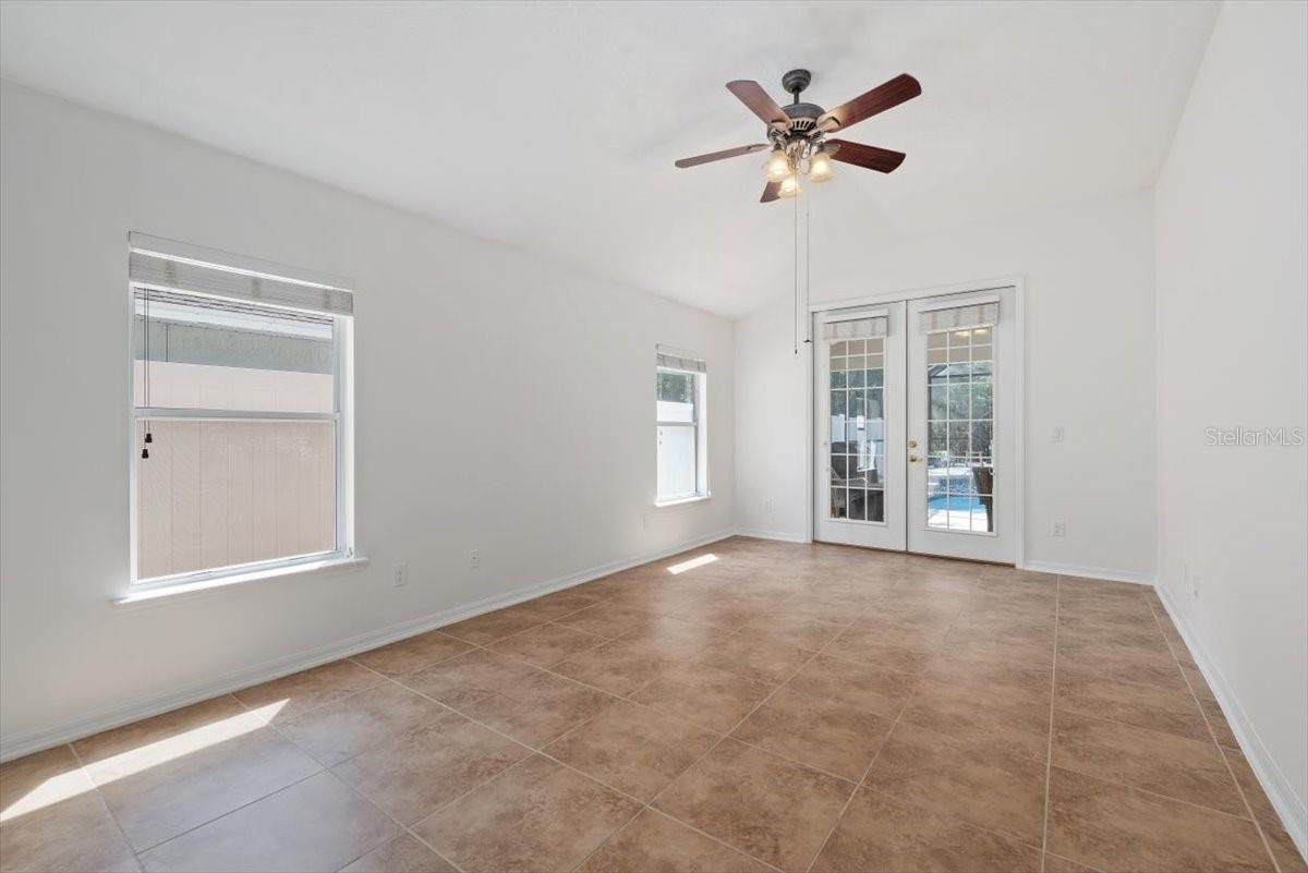 Image 19 of 59 For 4329 Comanche Trail Boulevard