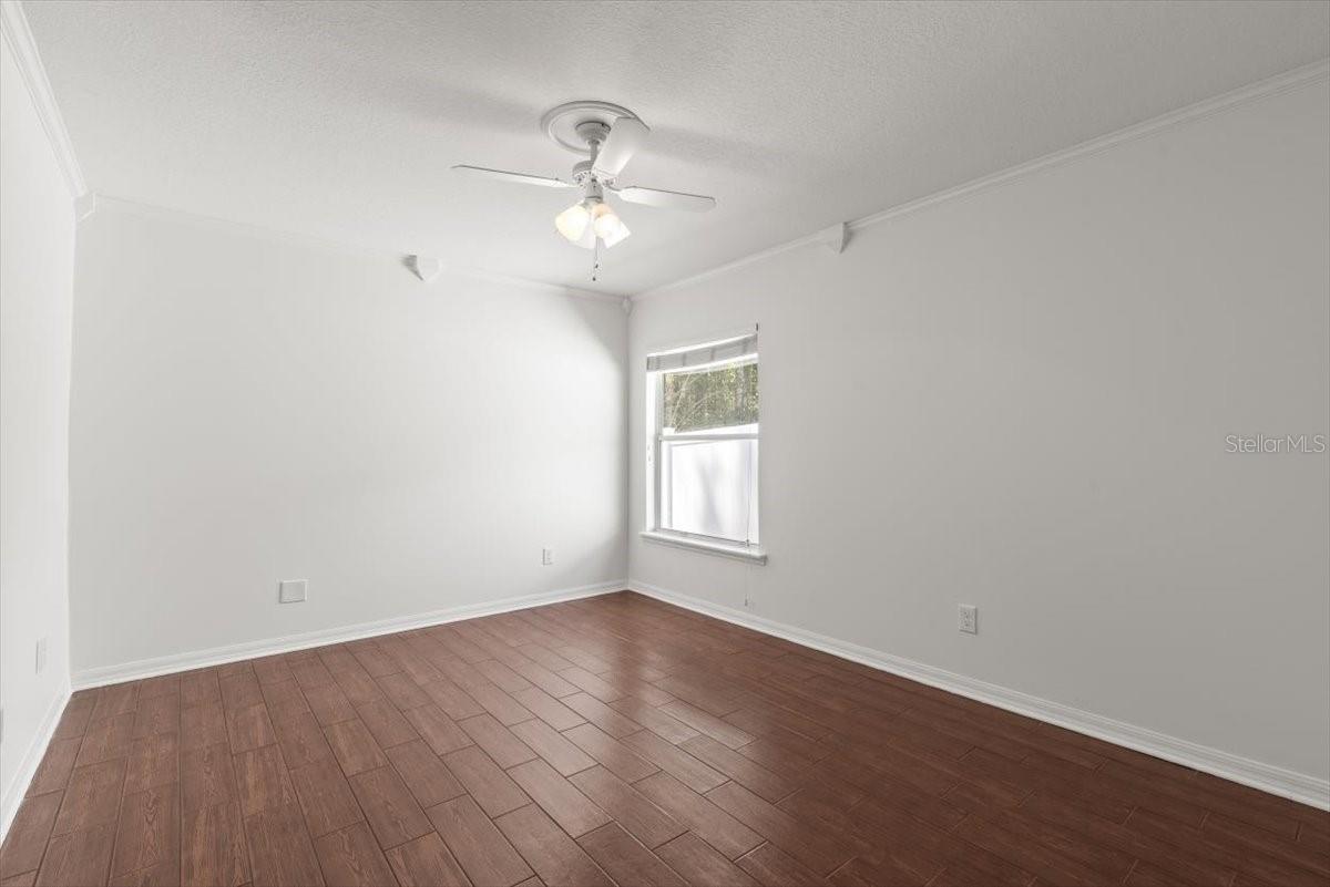 Image 31 of 59 For 4329 Comanche Trail Boulevard