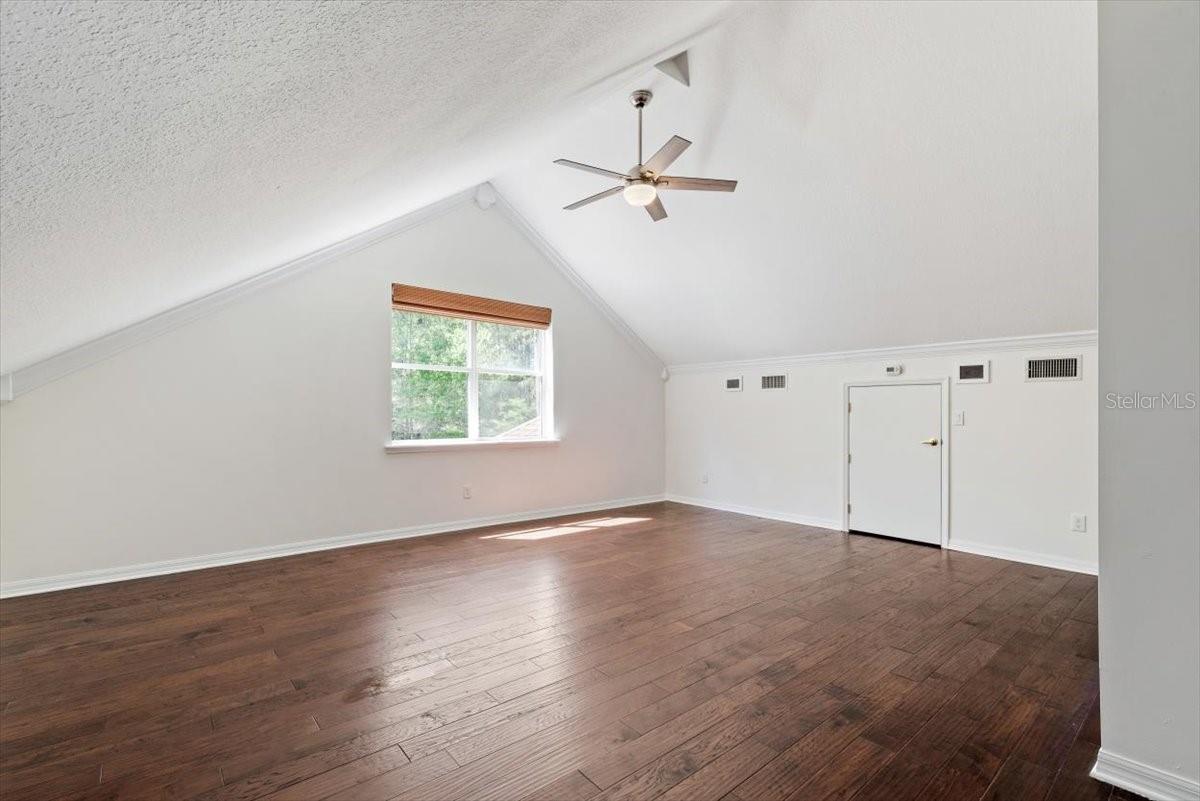 Image 36 of 59 For 4329 Comanche Trail Boulevard