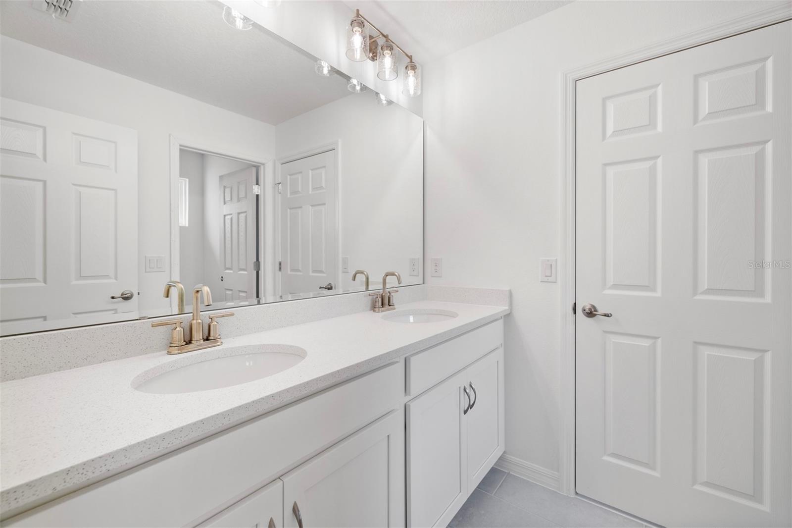 Image 12 of 20 For 326 Ridgemark Avenue