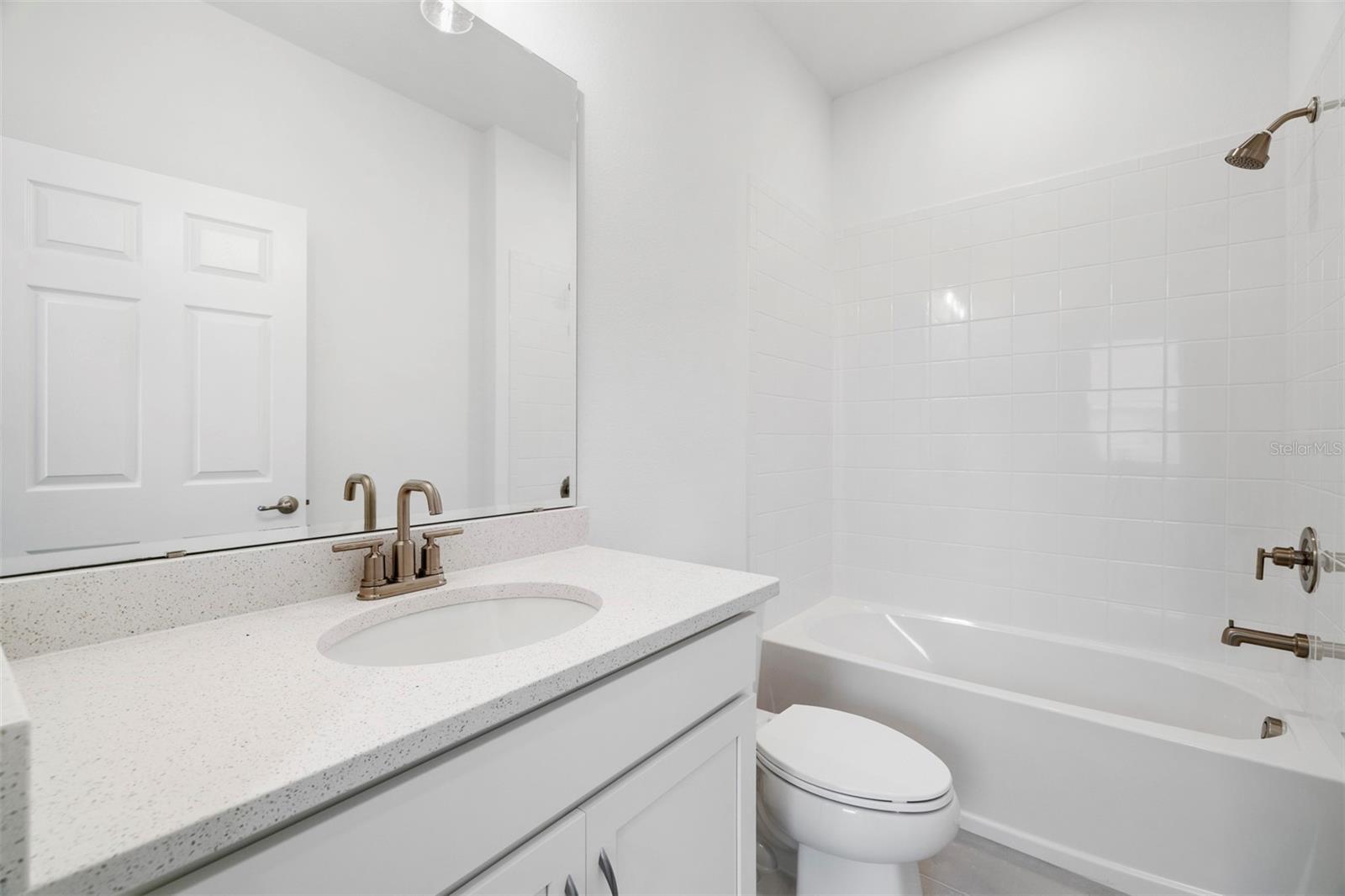Image 5 of 20 For 326 Ridgemark Avenue