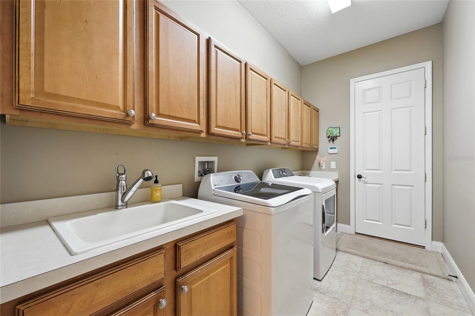 Image 44 of 77 For 4615 Claire Rose Court