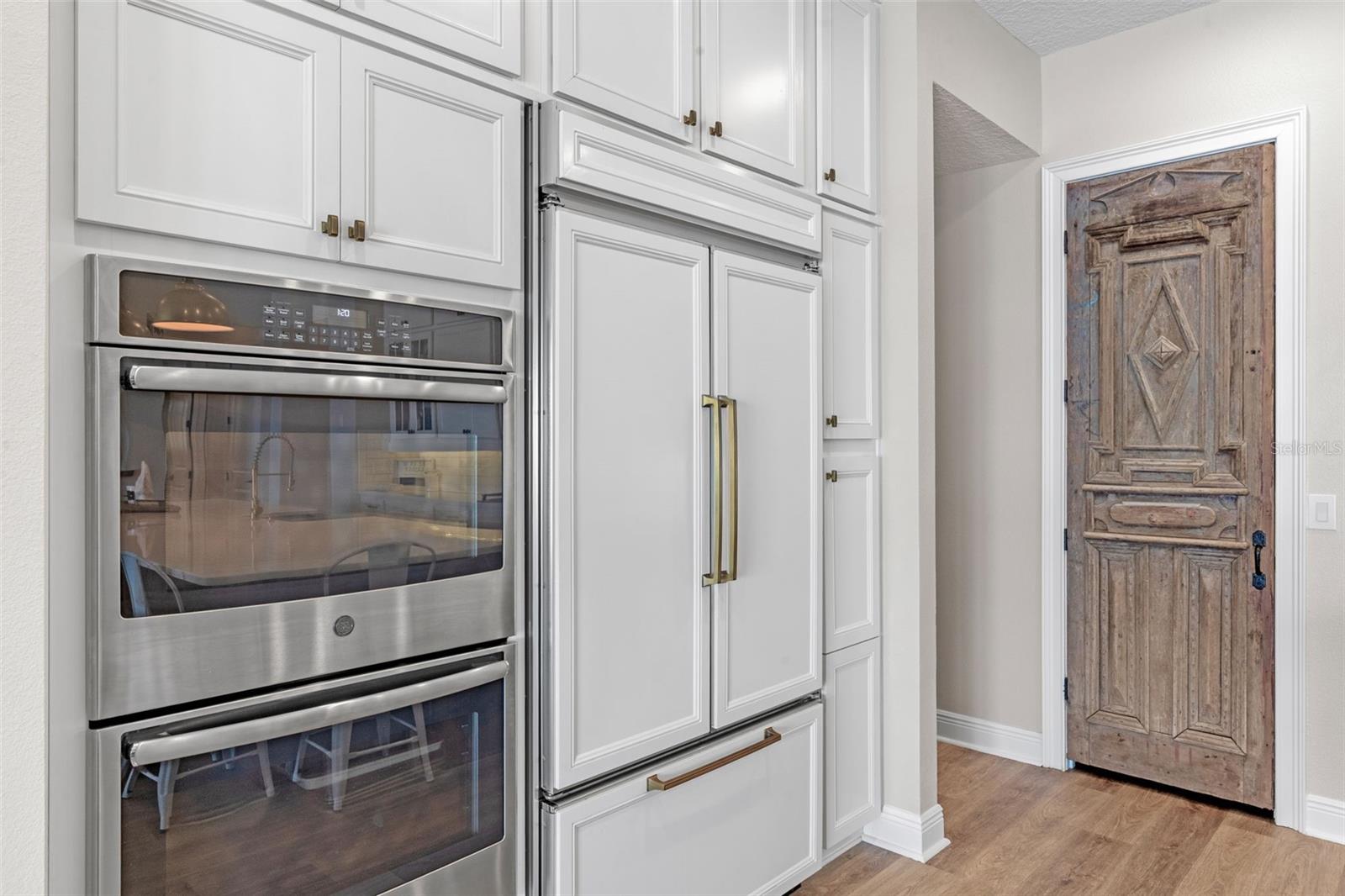 Image 15 of 74 For 7717 Green Mountain Way