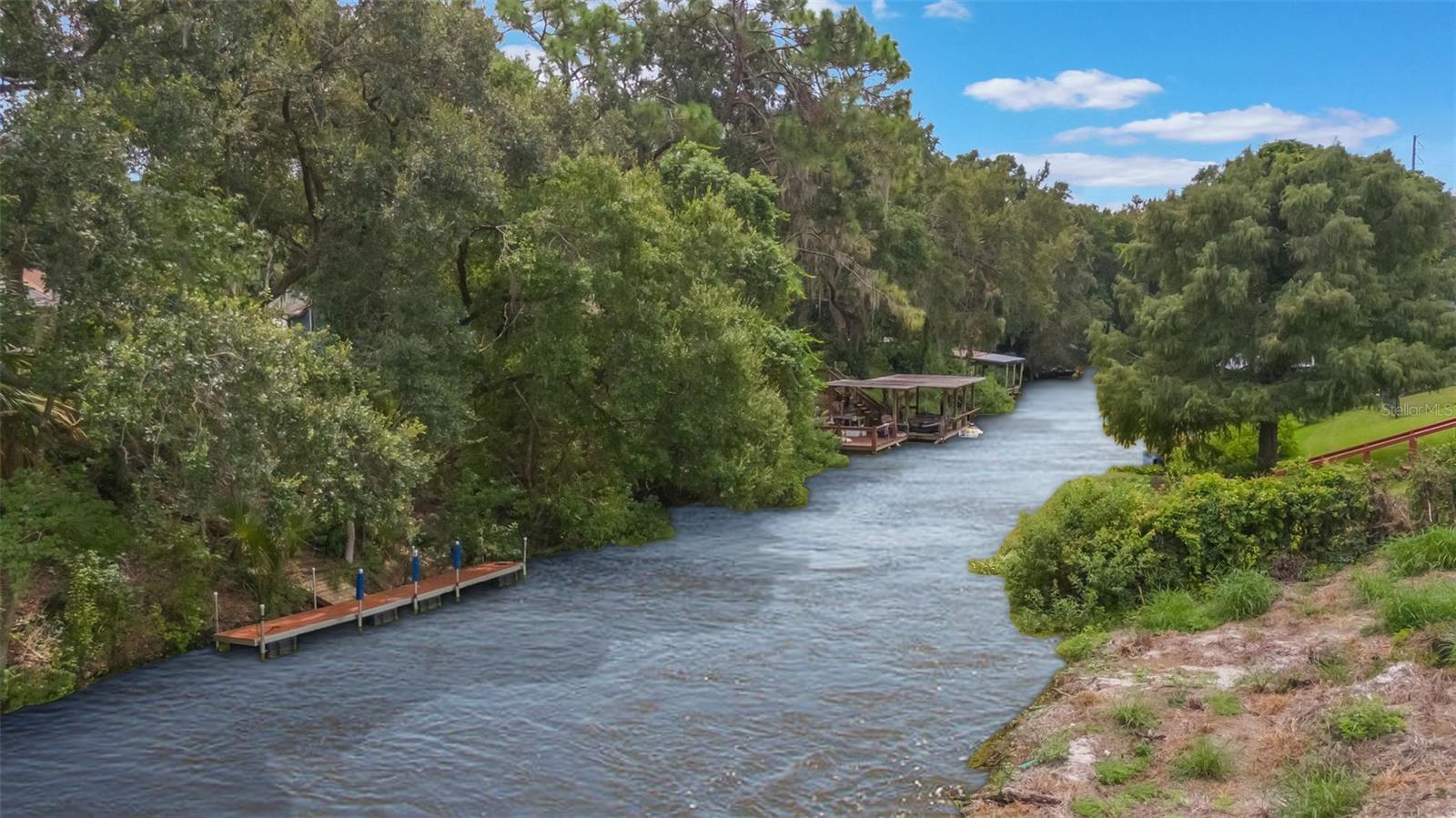 Image 51 of 52 For 18 Weston Road