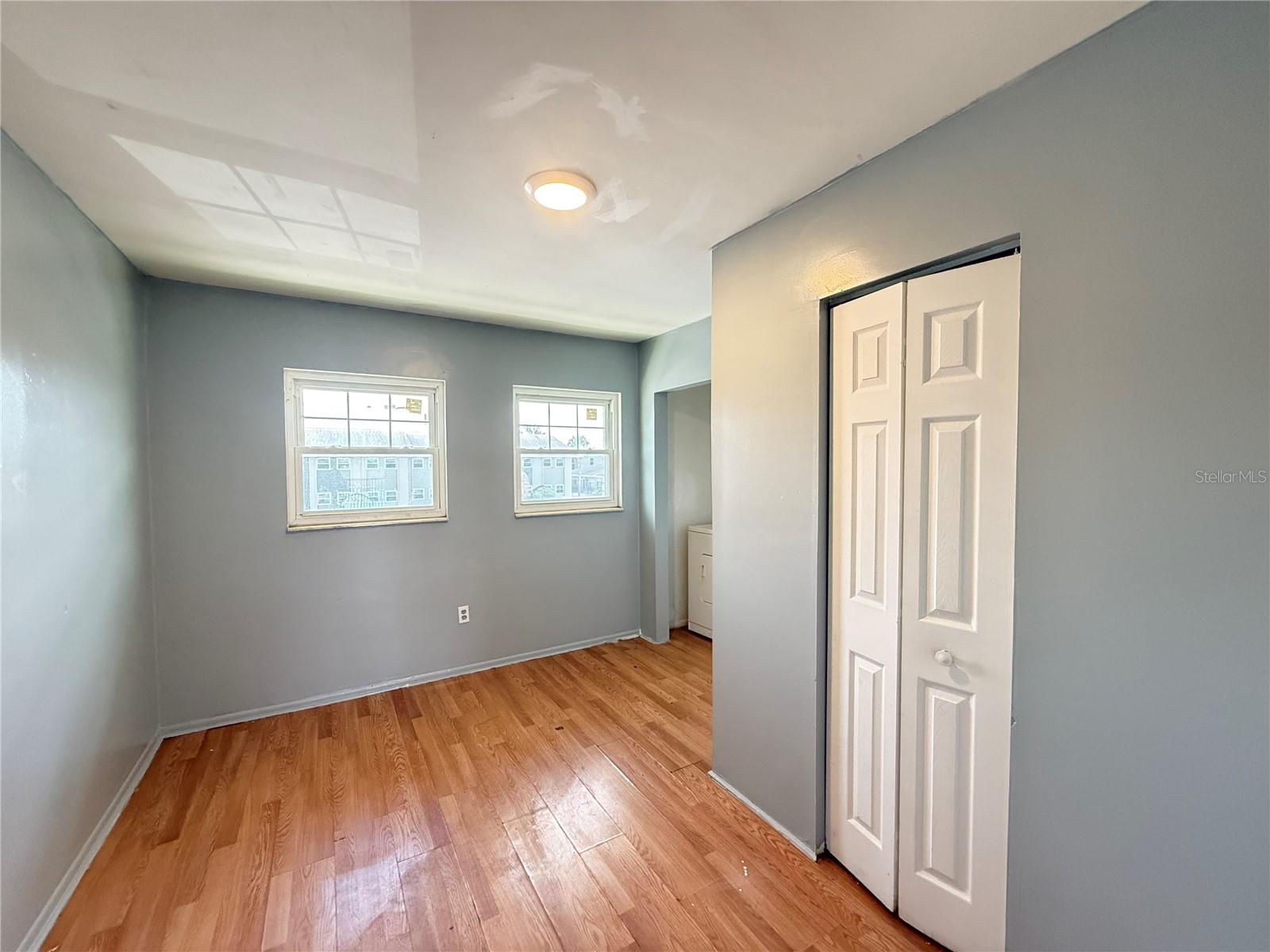 Image 14 of 27 For 807 Sky Lake Circle C