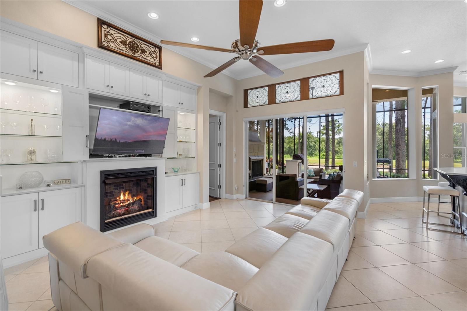 Image 4 of 55 For 9326 San Jose Blvd