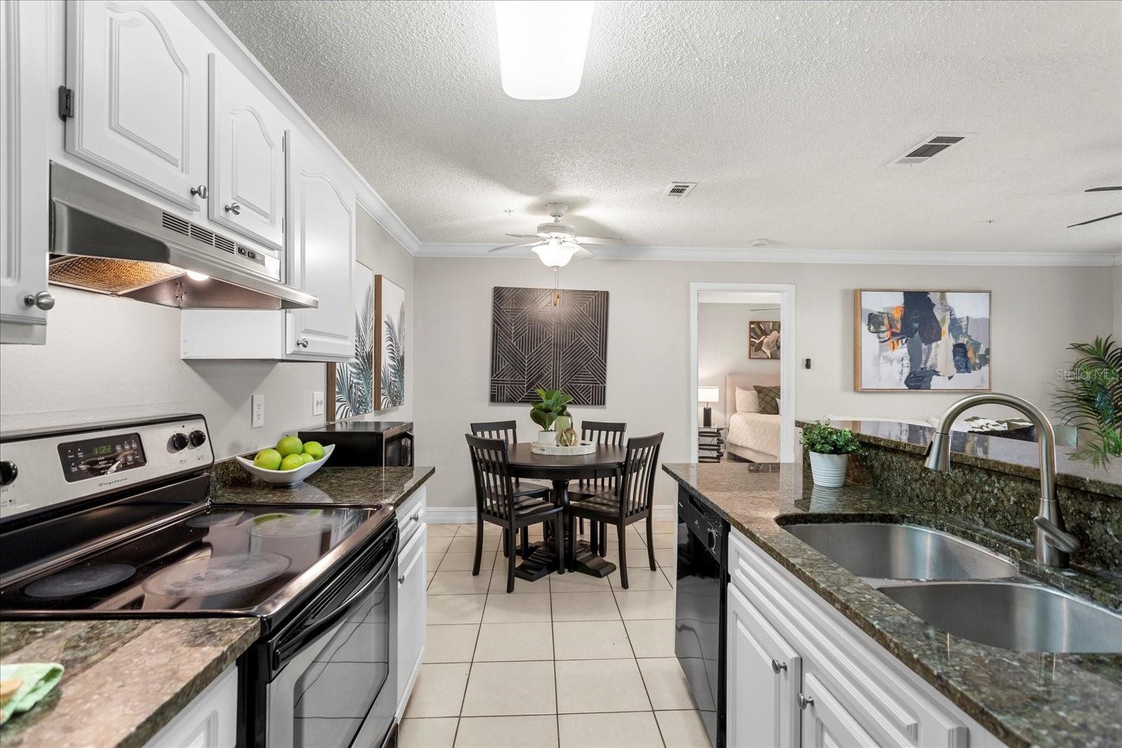 Image 11 of 26 For 976 Leeward Place 101