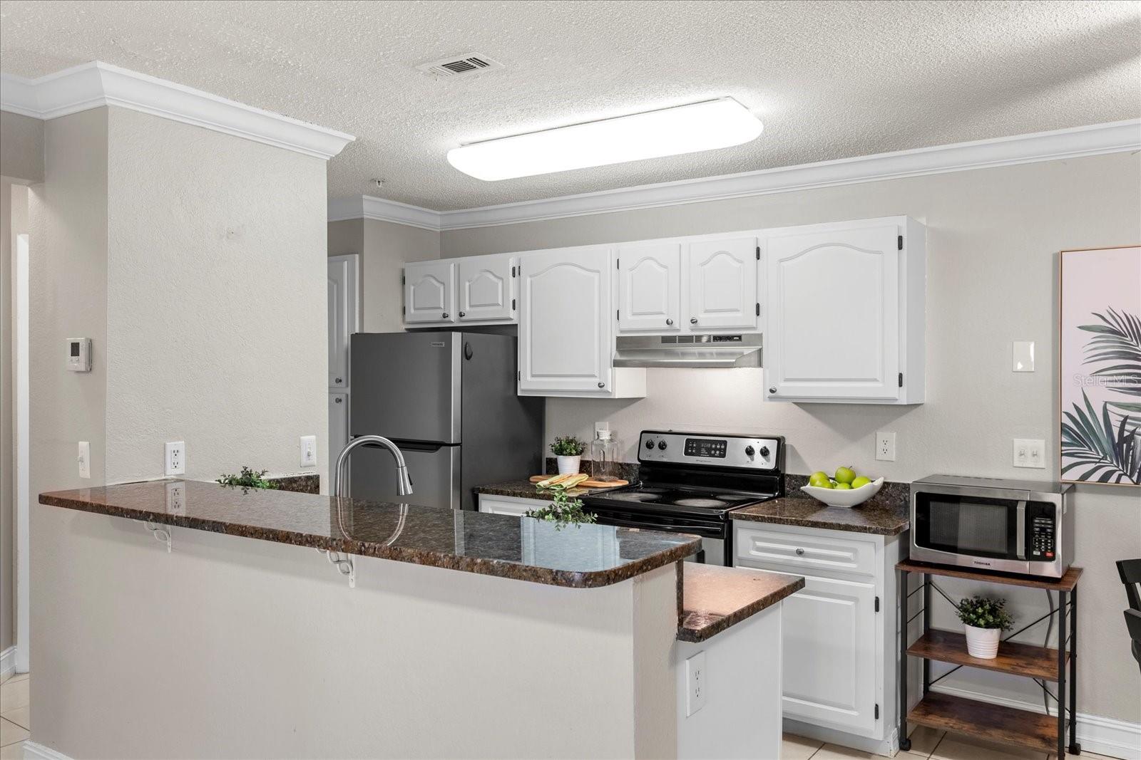 Image 9 of 26 For 976 Leeward Place 101