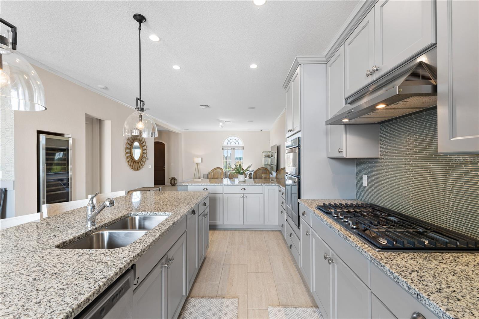 Image 17 of 50 For 8955 Lakeshore Pointe Drive