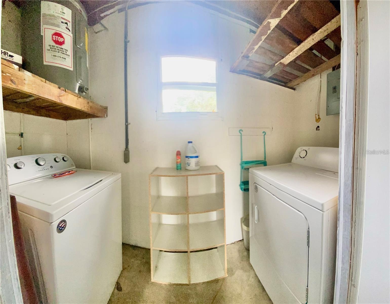 Image 17 of 18 For 2213 Vine Street