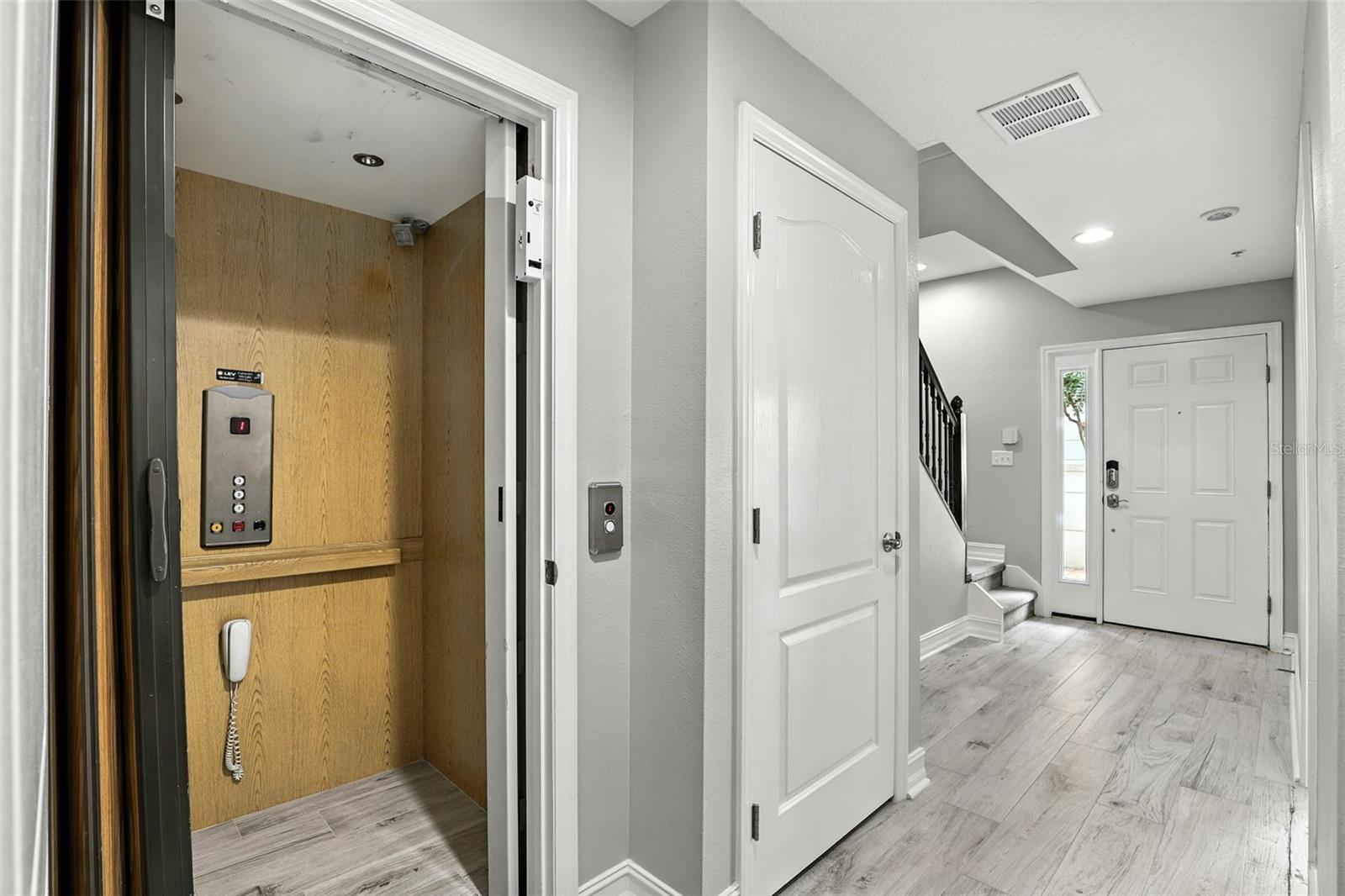 Image 6 of 46 For 3413 Messina Drive