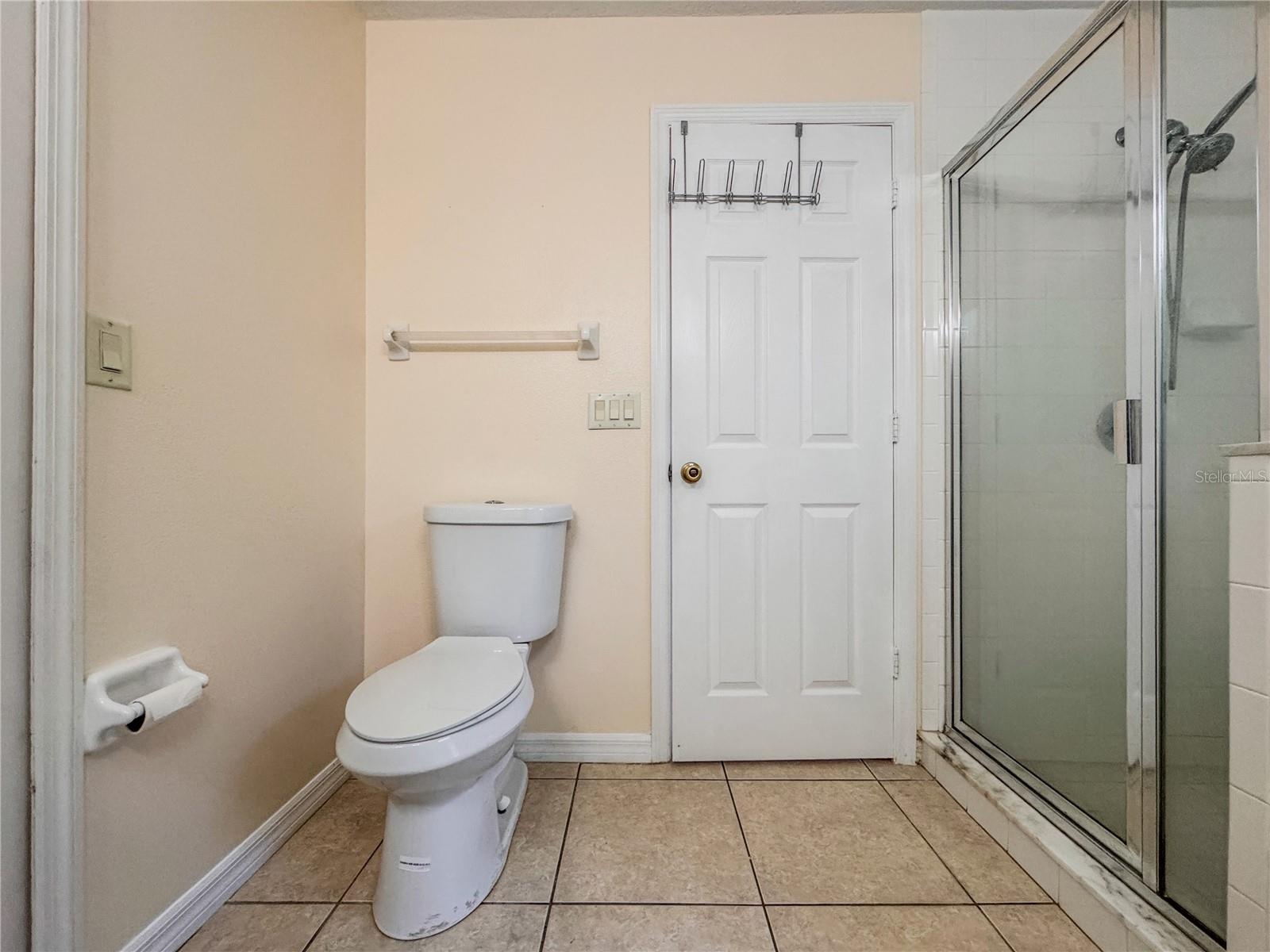 Image 14 of 43 For 10624 Creel Court
