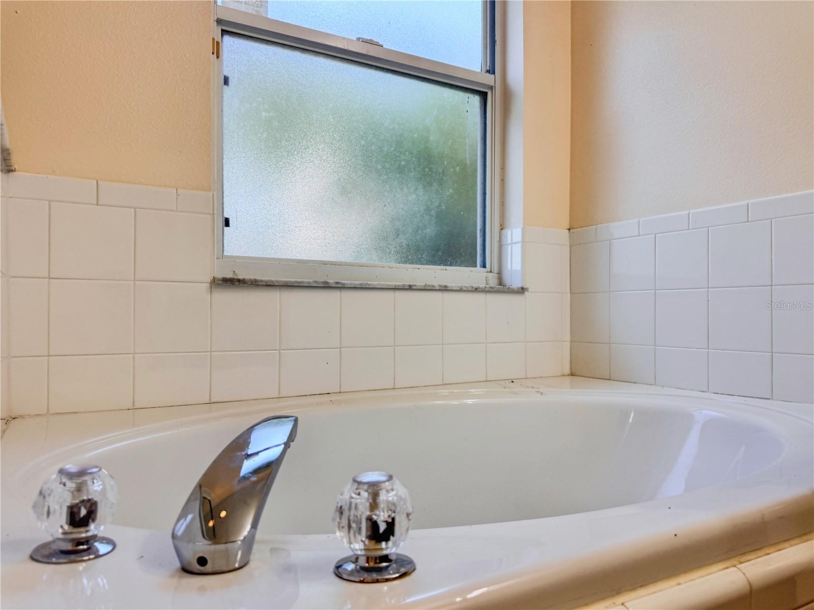 Image 16 of 43 For 10624 Creel Court