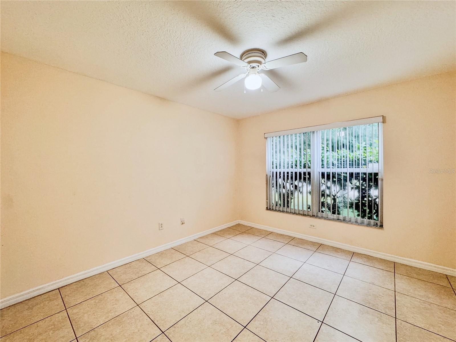 Image 25 of 43 For 10624 Creel Court