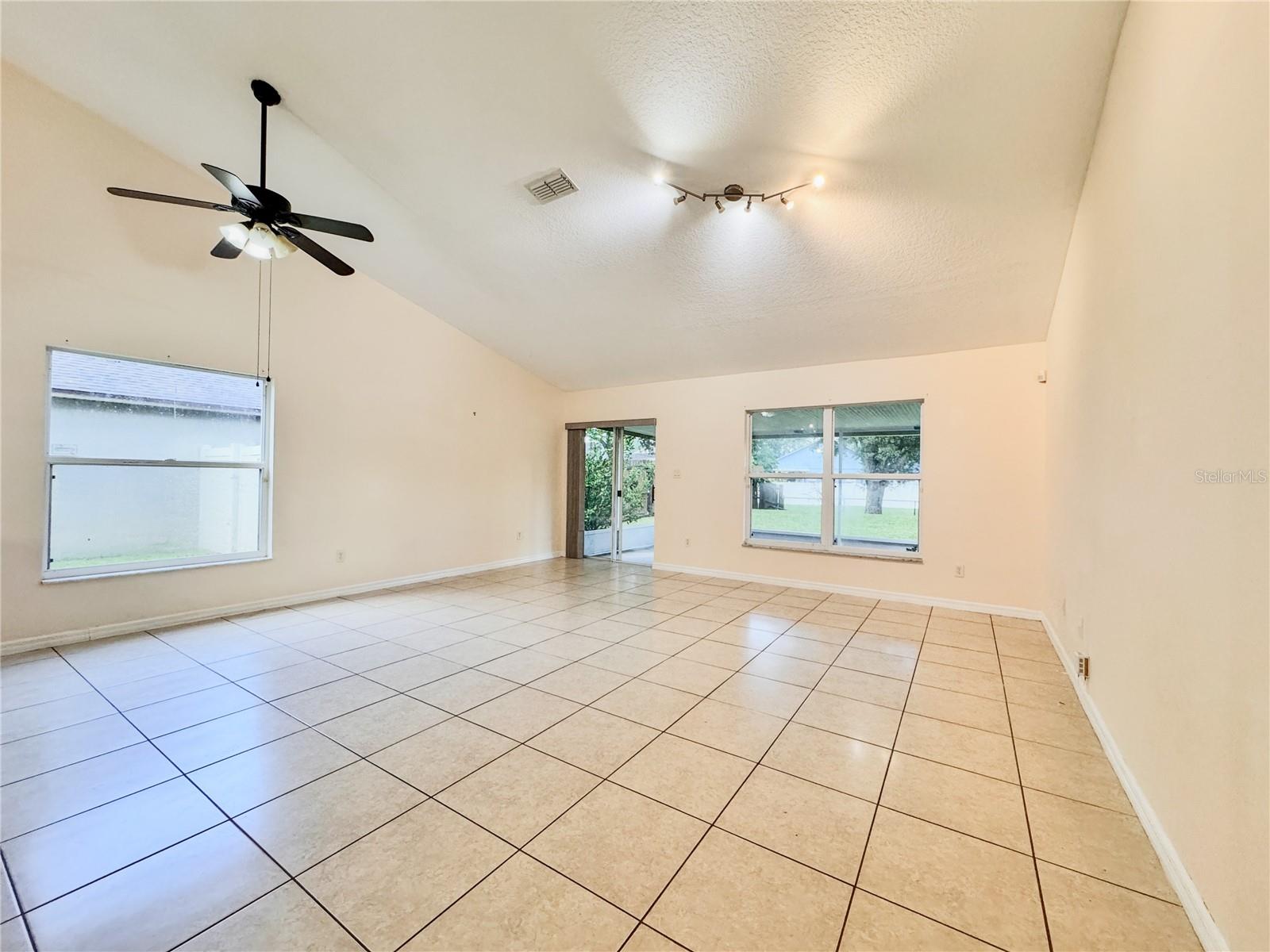 Image 3 of 43 For 10624 Creel Court