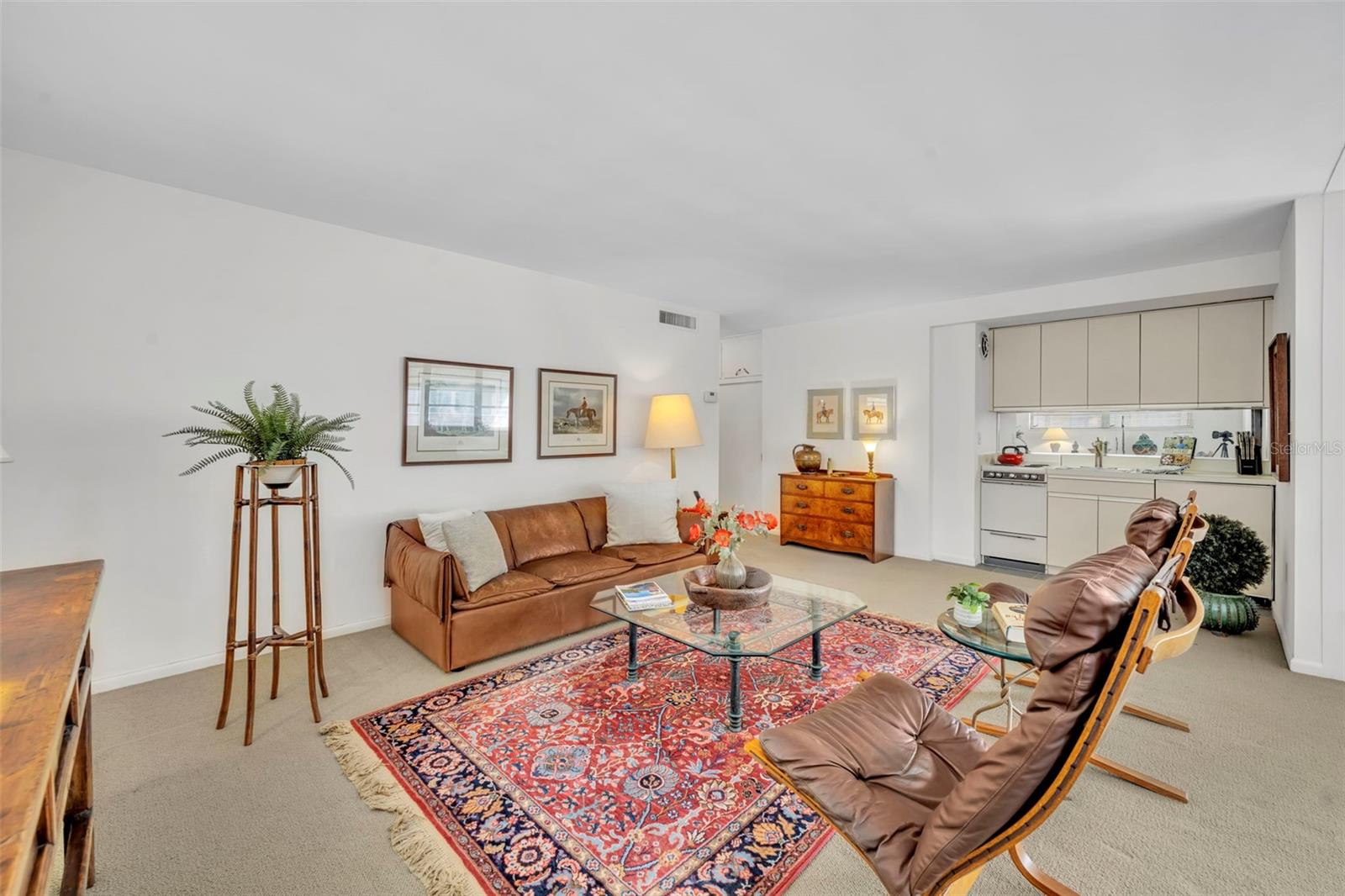 Image 8 of 25 For 311 Morse Boulevard 7-11