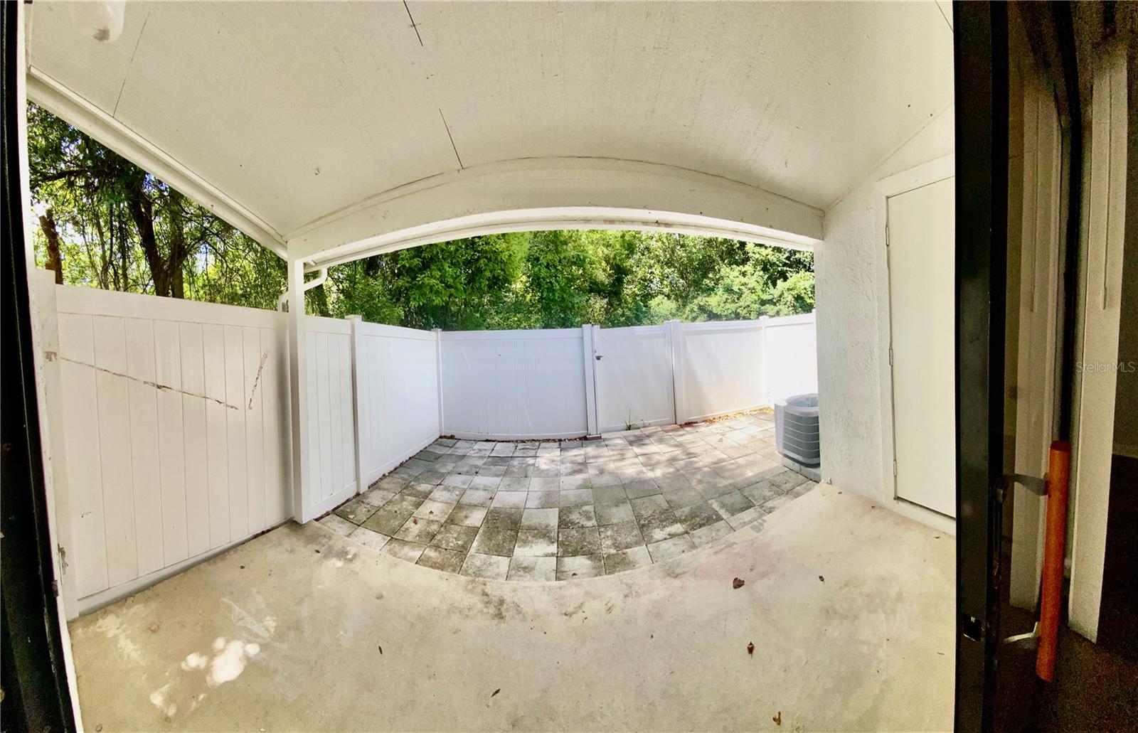 Image 17 of 41 For 5056 Ernst Court 20