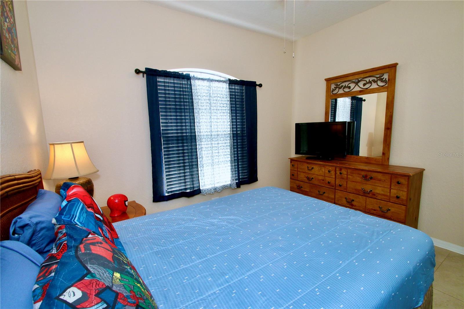 Image 19 of 29 For 142 Sandy Point Way