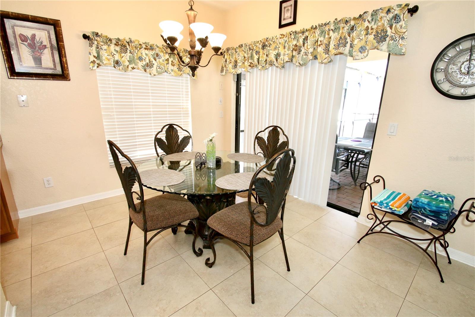 Image 8 of 29 For 142 Sandy Point Way