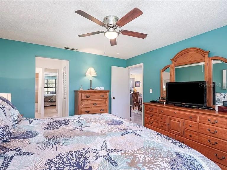 Image 11 of 21 For 2746 Demaret Drive 512