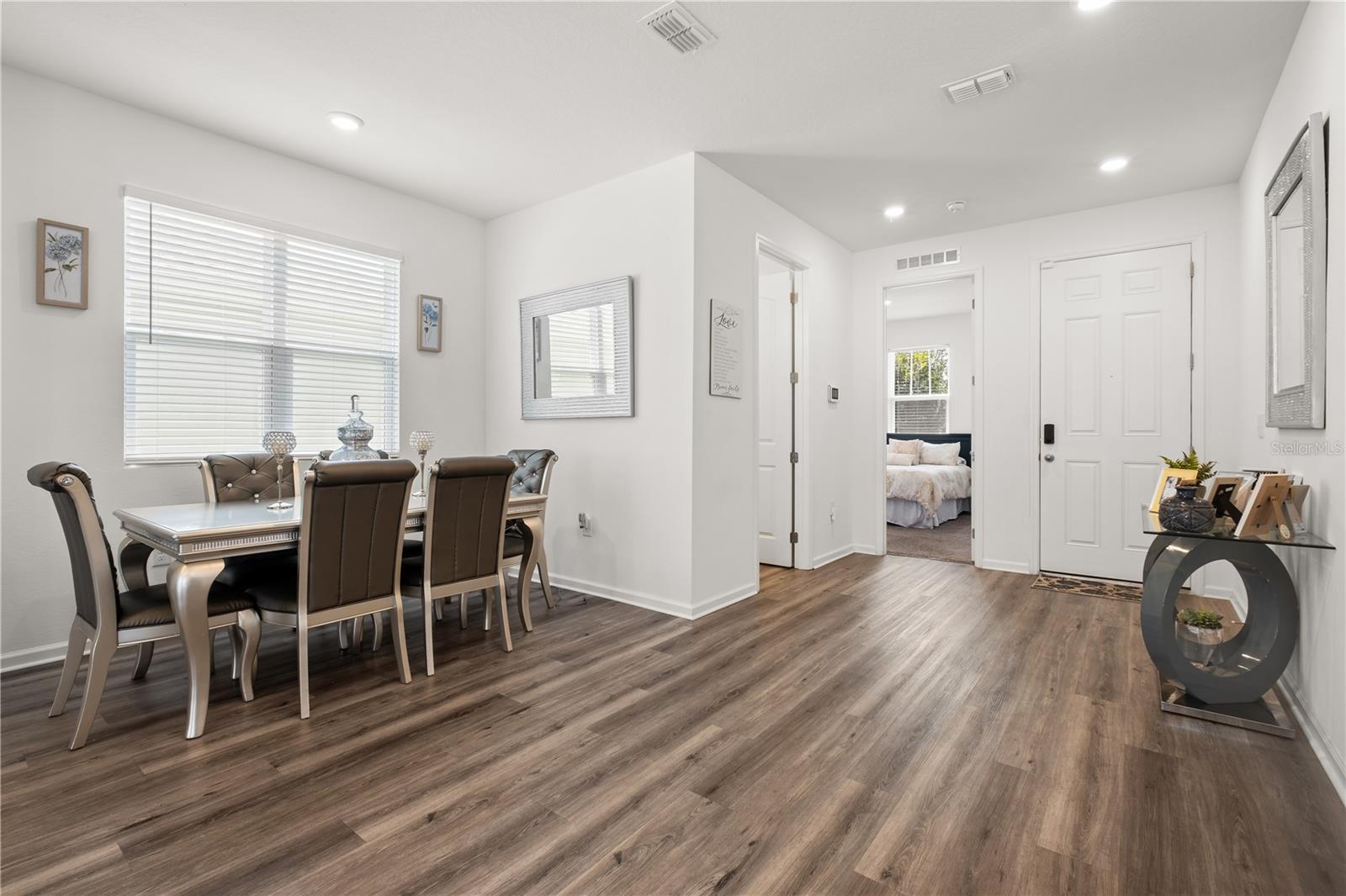 Image 11 of 37 For 1125 Mattie Pointe Boulevard