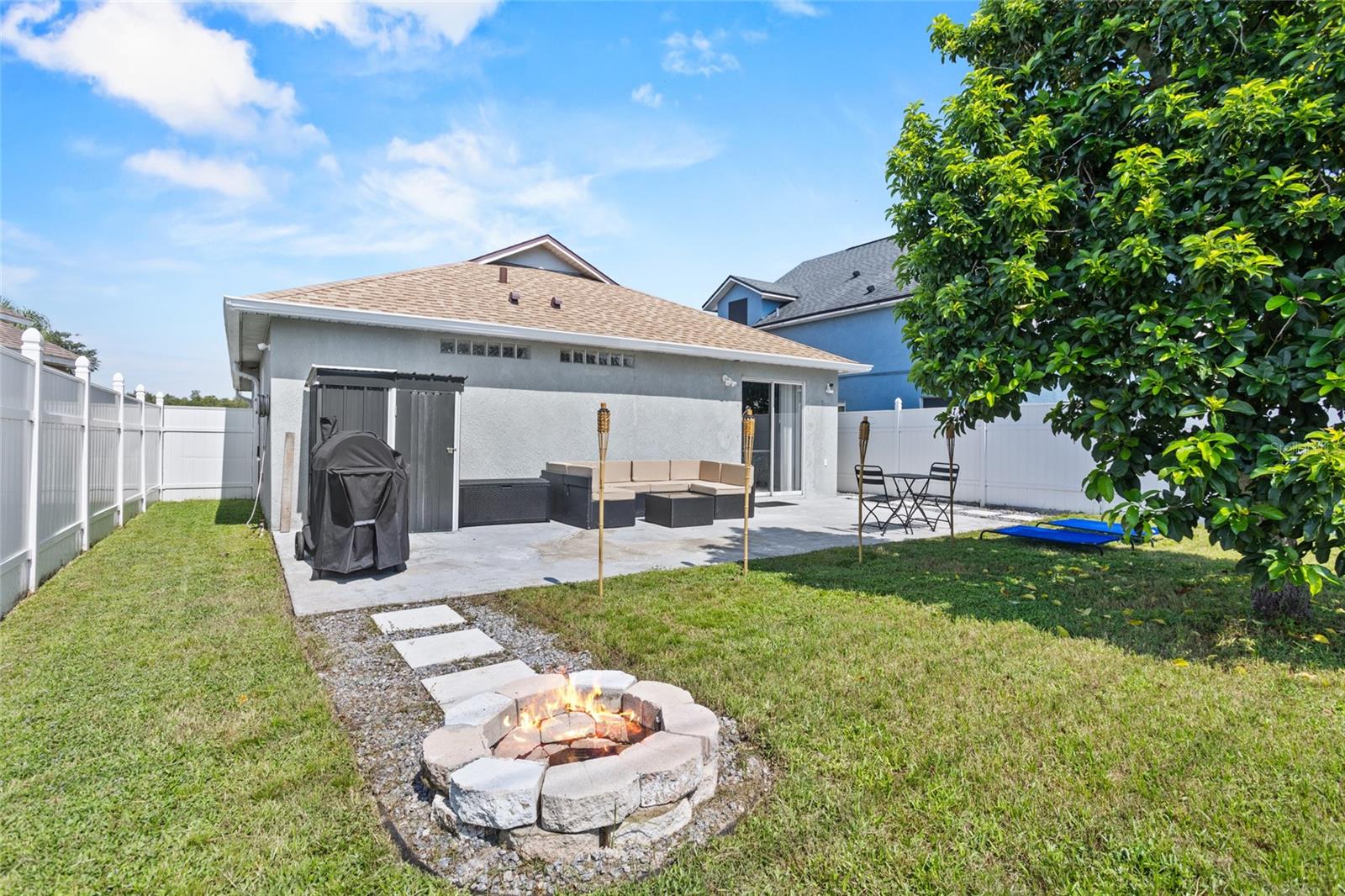Image 15 of 16 For 2239 Santa Lucia Street