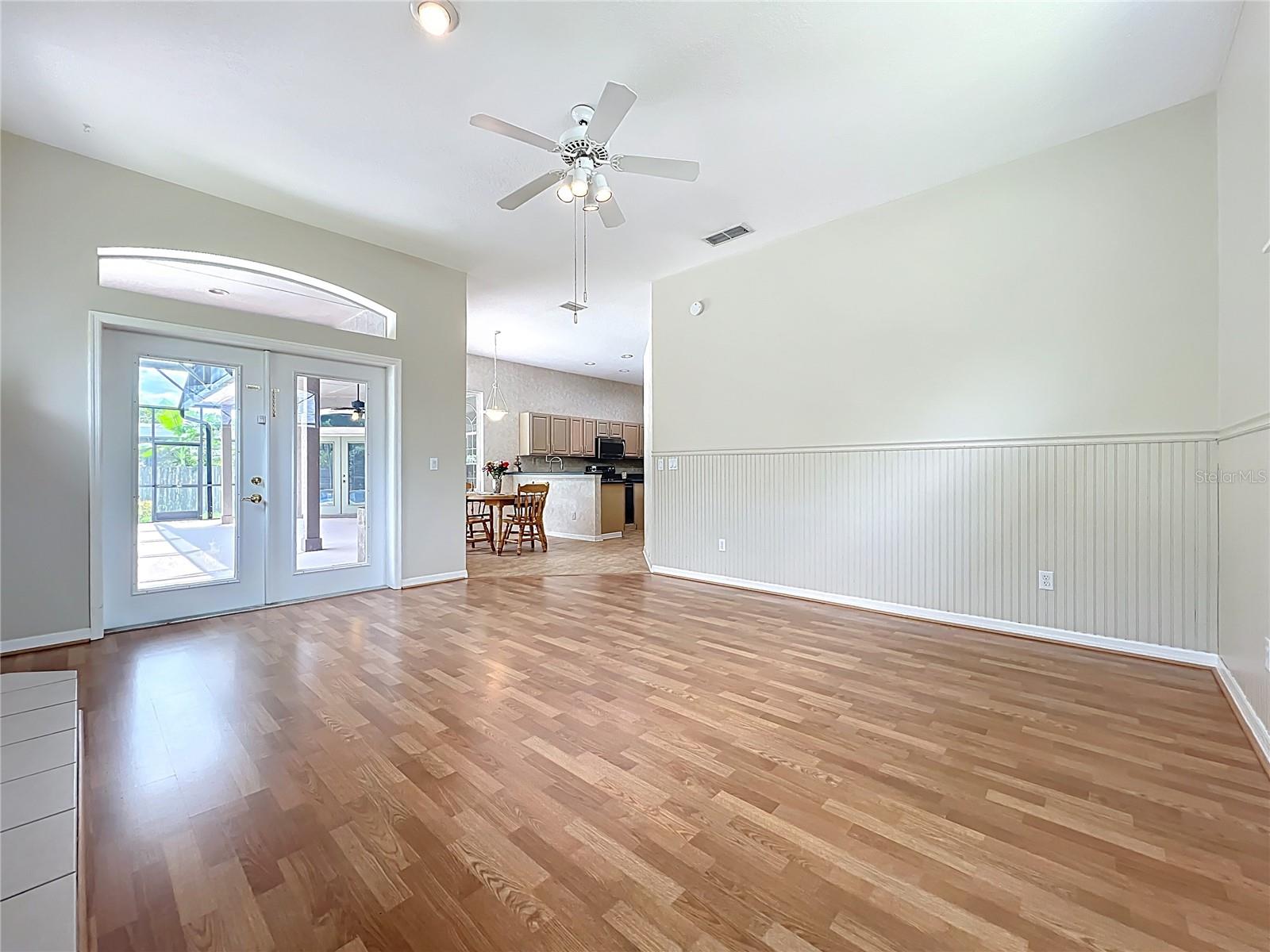 Image 23 of 60 For 1790 Carillon Park Drive