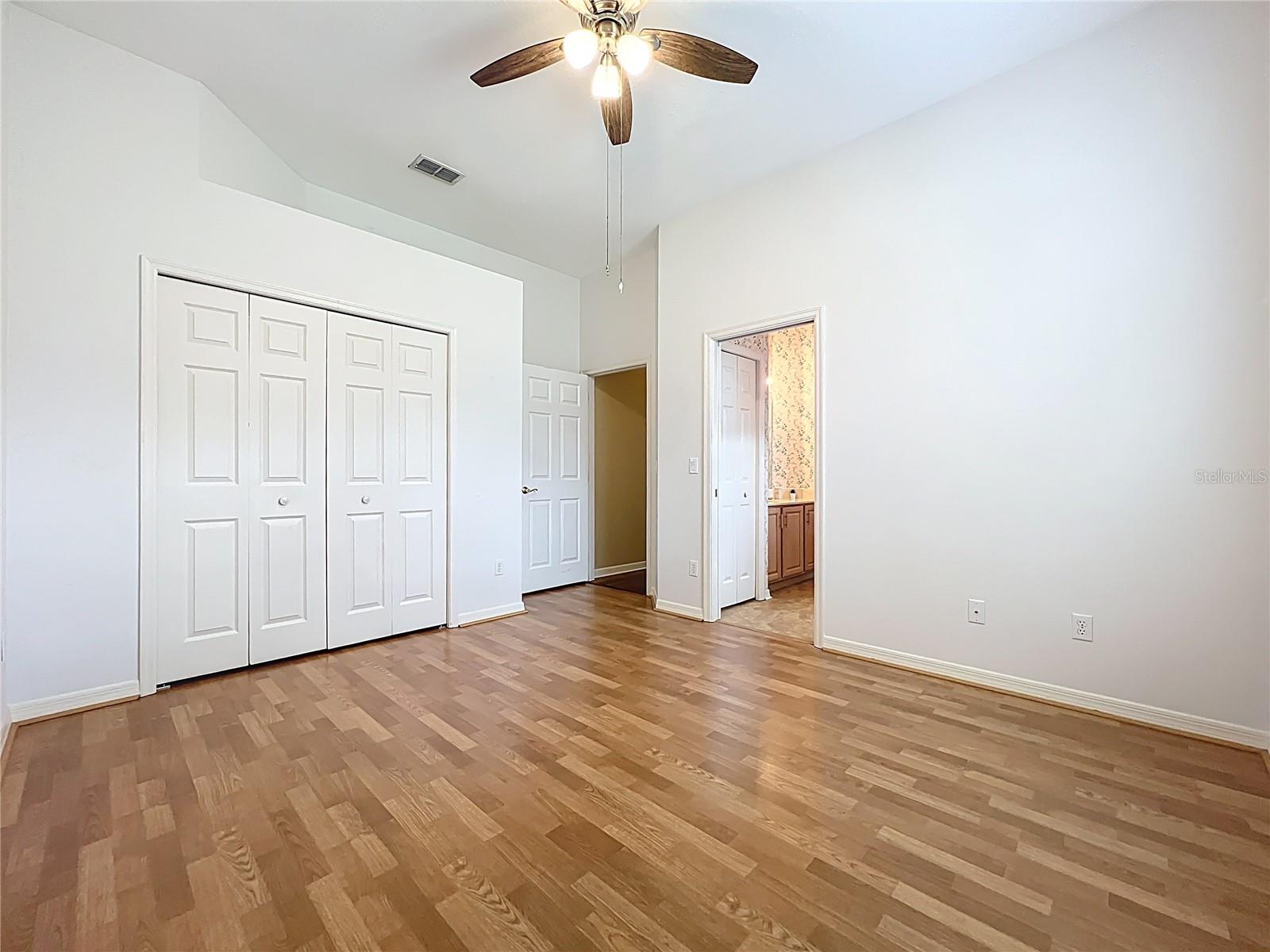 Image 26 of 60 For 1790 Carillon Park Drive